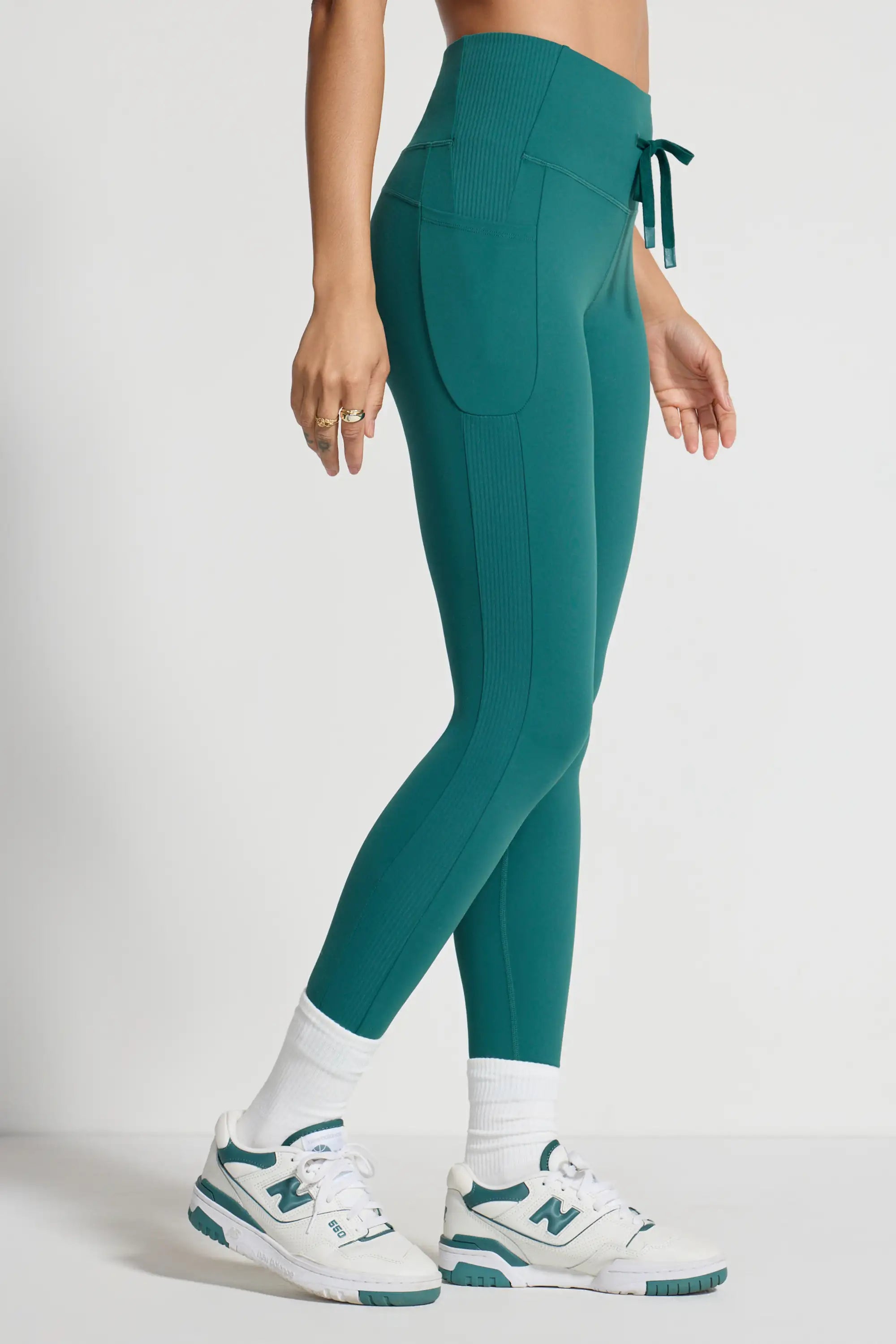 Women's Mixed Media Hike Legging - Green