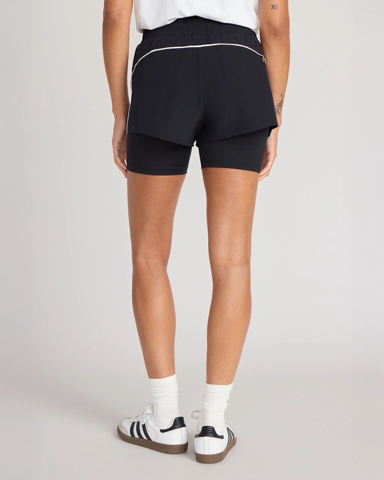 The Built-In Liner GRS Certified Recycled Poly 3.5" Run Short - Black/White