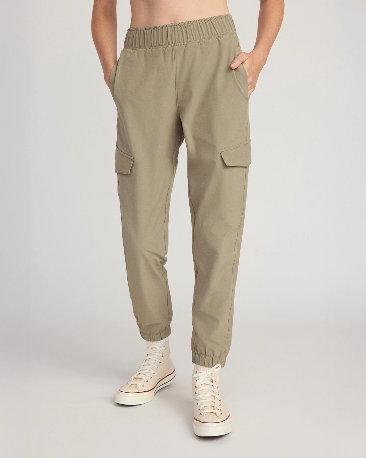 The Stretch Cargo GRS Certified Recycled Polyester Commuter Pant - Vetiver