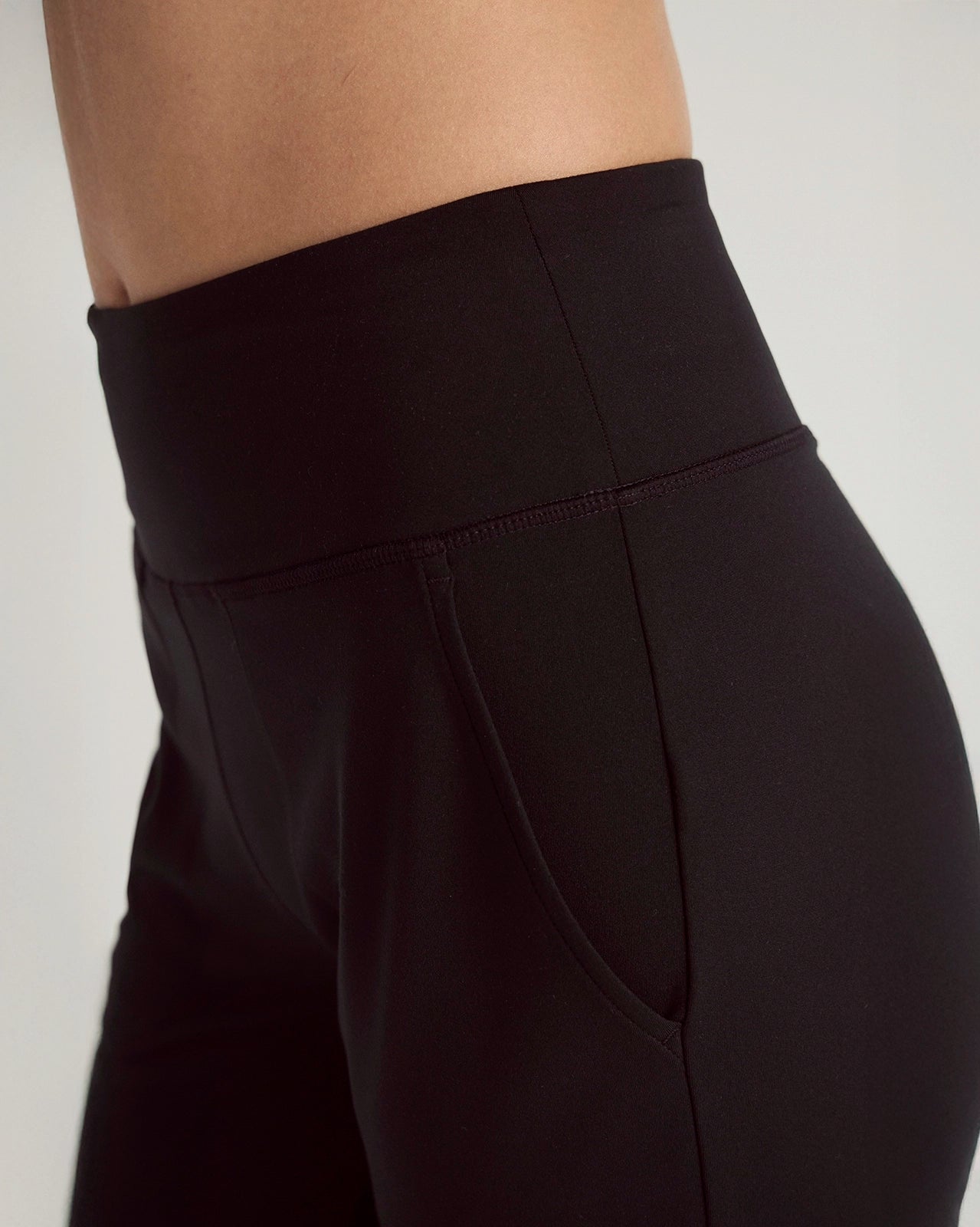 The Soft Stretch GRS Certified Recycled Polyester Jogger - Black