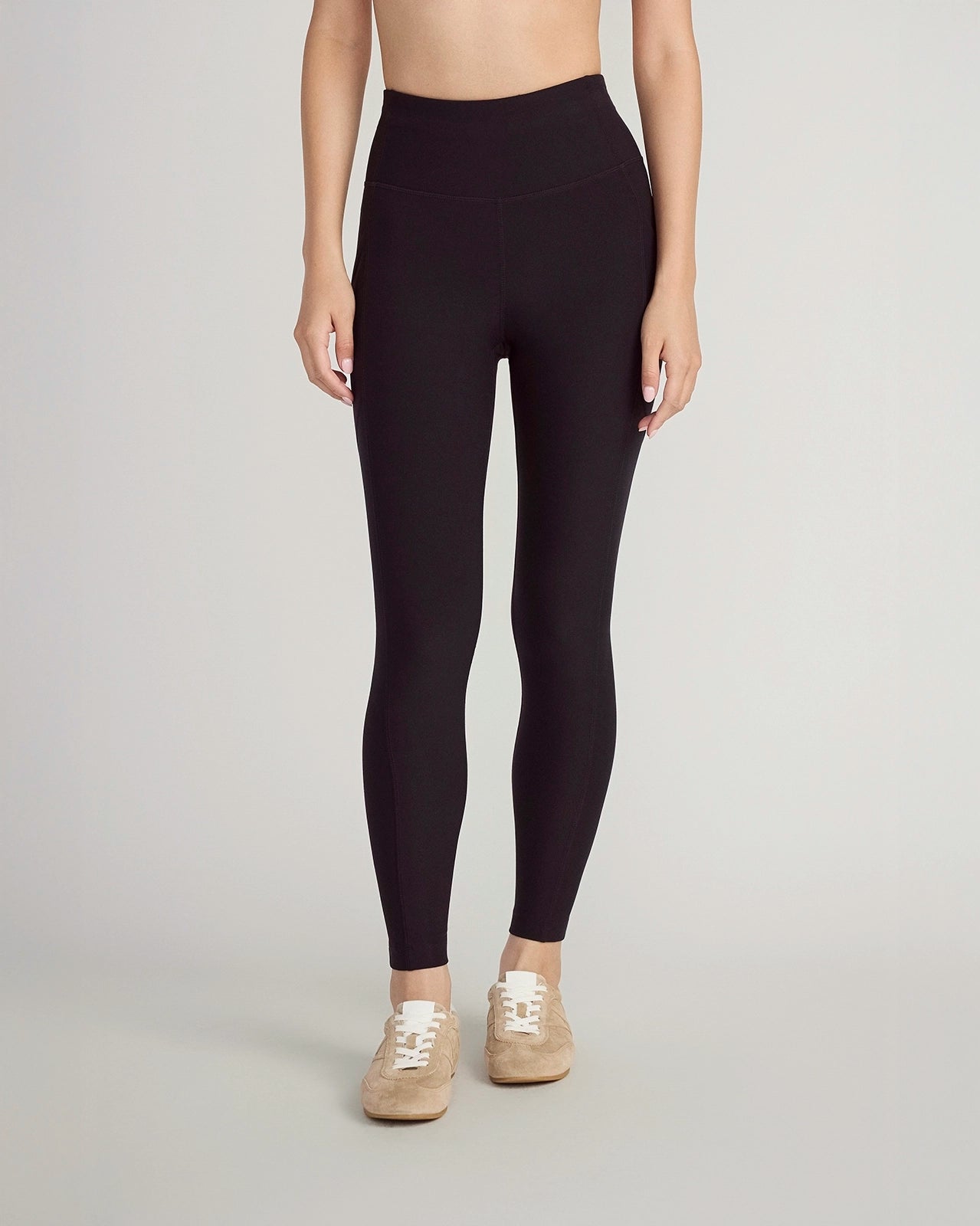 The Active Stretch GRS Certified Recycled Polyester Mesh Panel Legging - Black