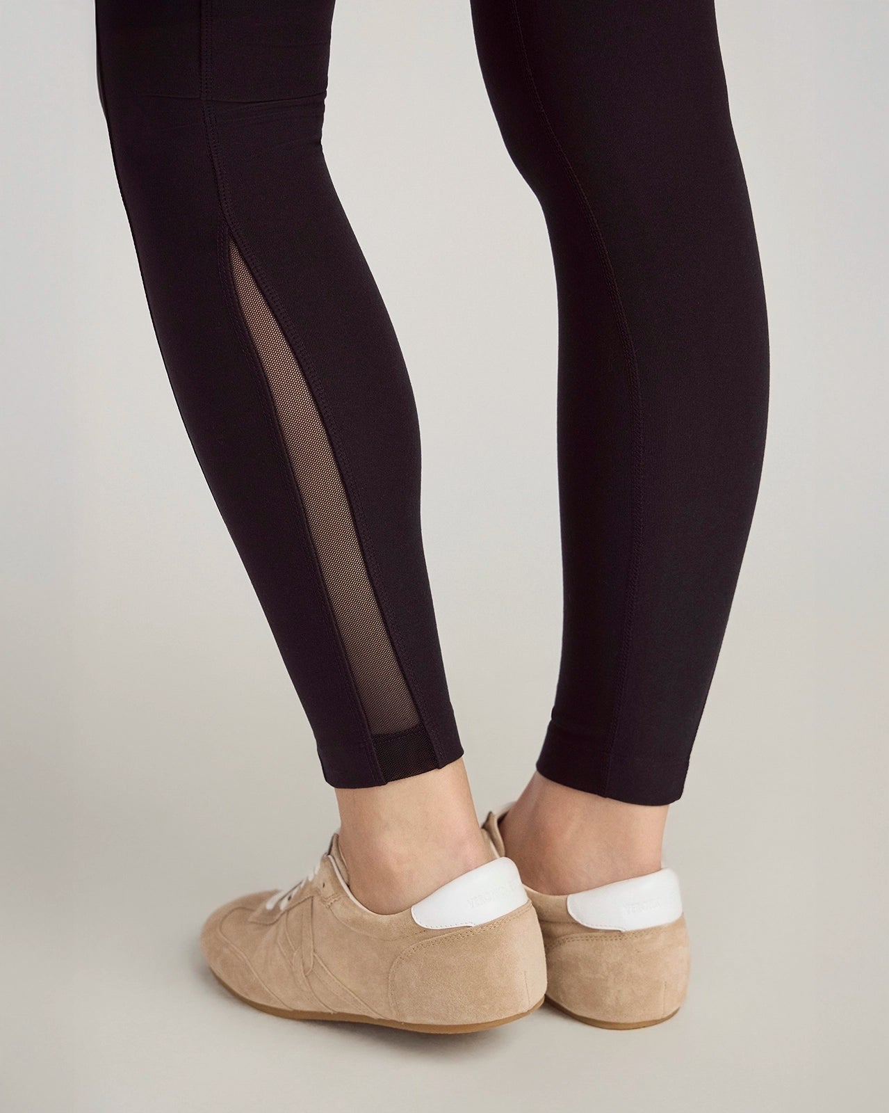 The Active Stretch GRS Certified Recycled Polyester Mesh Panel Legging - Black