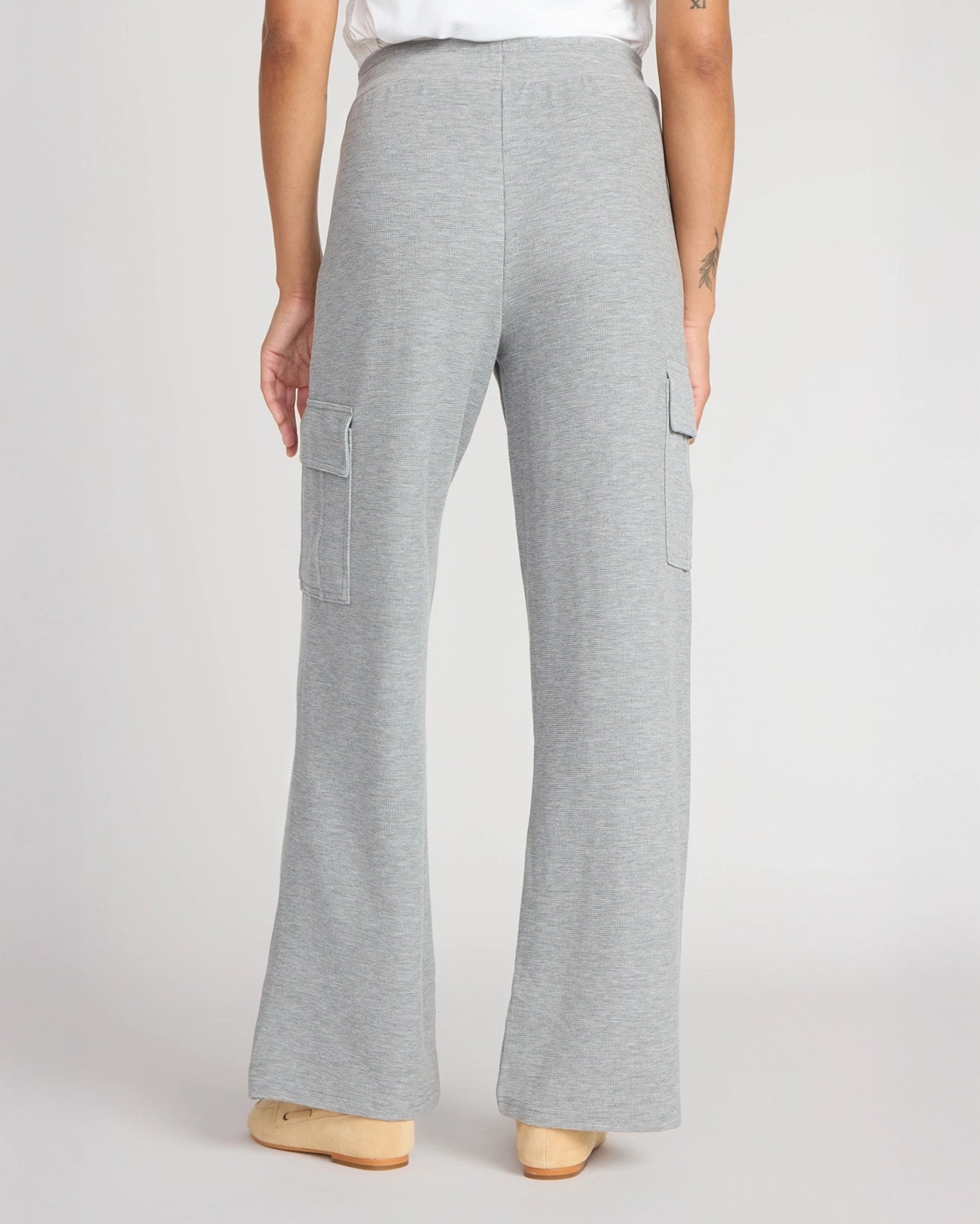 The Soft Luxe TENCEL™ Lyocell Waffle Cargo Wide Leg Pant - Htr Grey