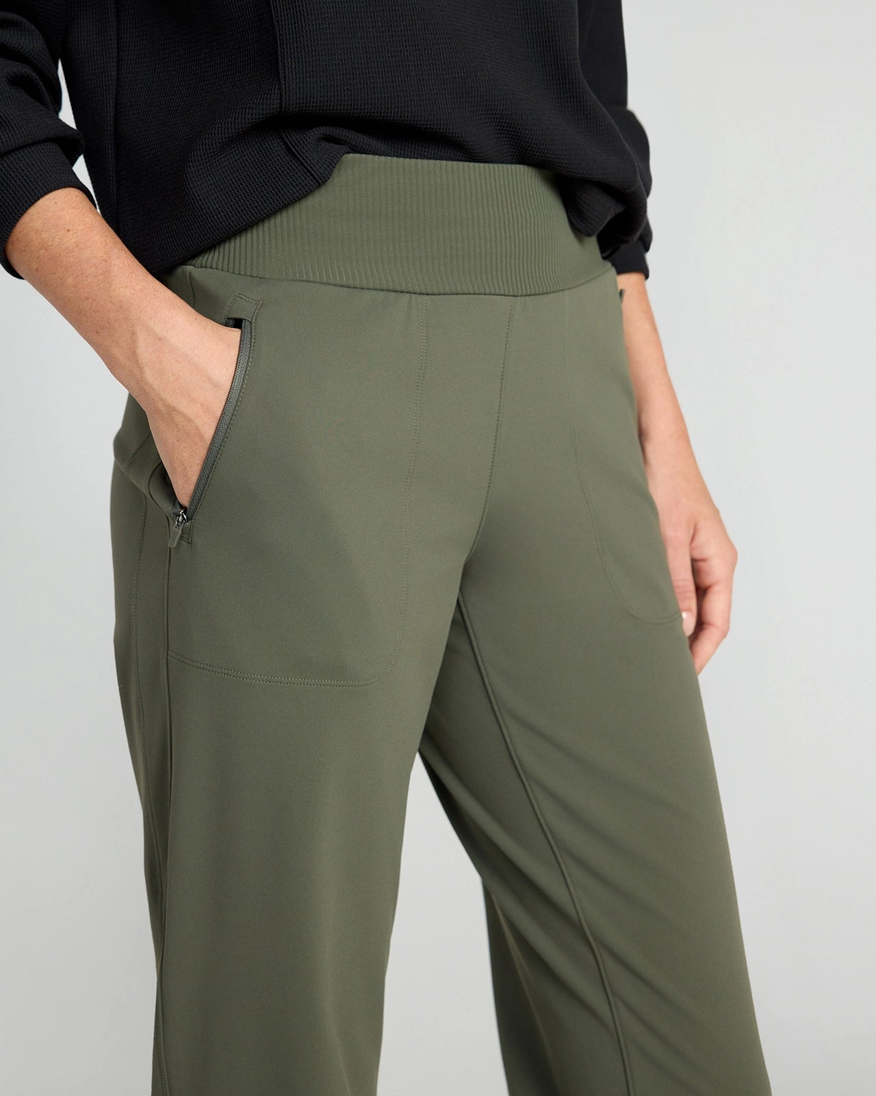 The Buttery Soft GRS Certified Recycled Nylon Mixed Media Jogger - Kambaba Green