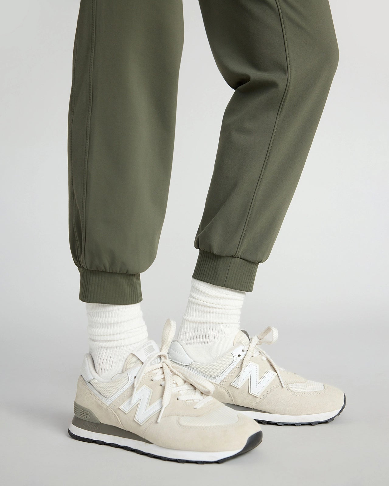 The Buttery Soft GRS Certified Recycled Nylon Mixed Media Jogger - Kambaba Green
