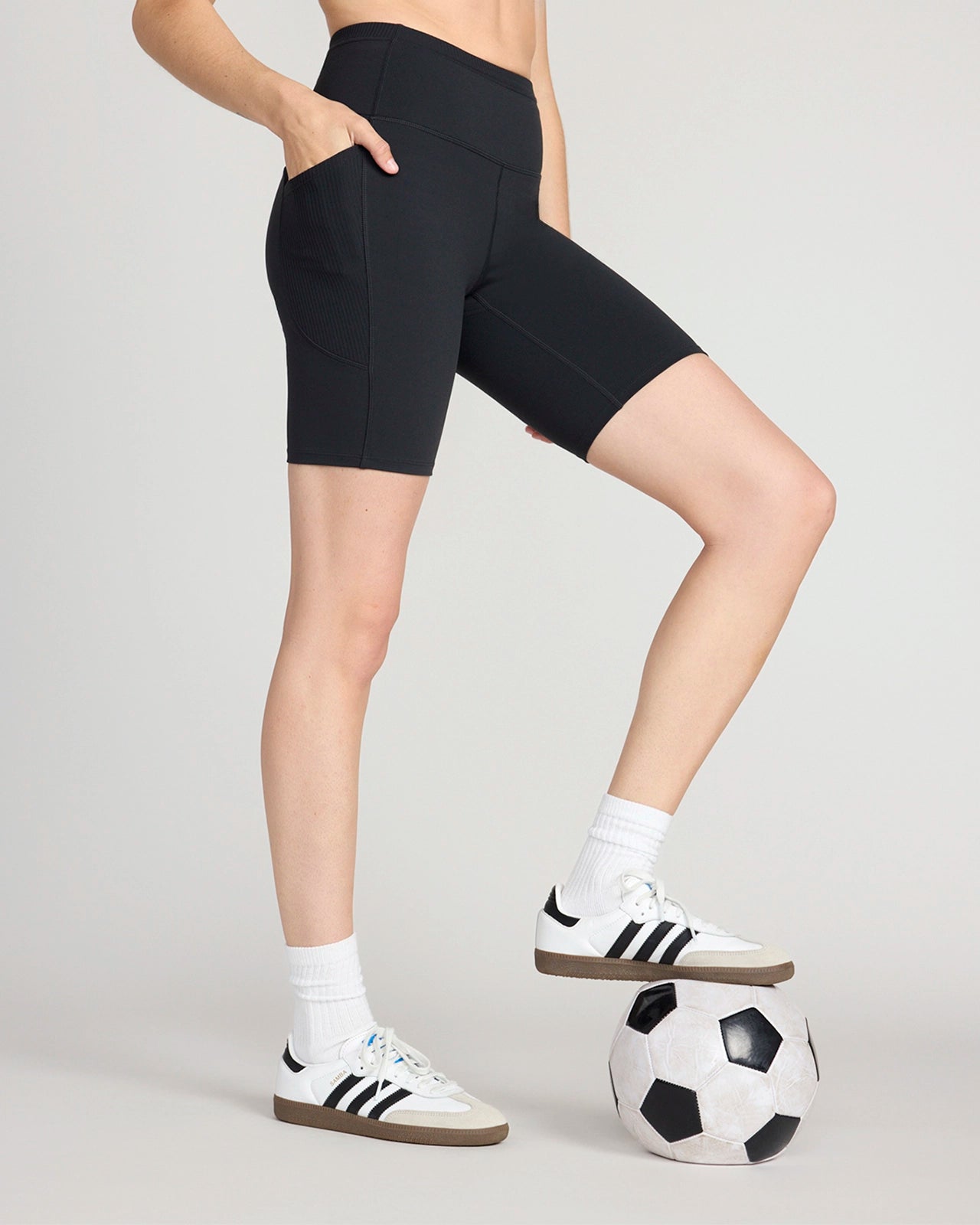 The Active GRS Recycled Nylon Curved Seams Biker Short