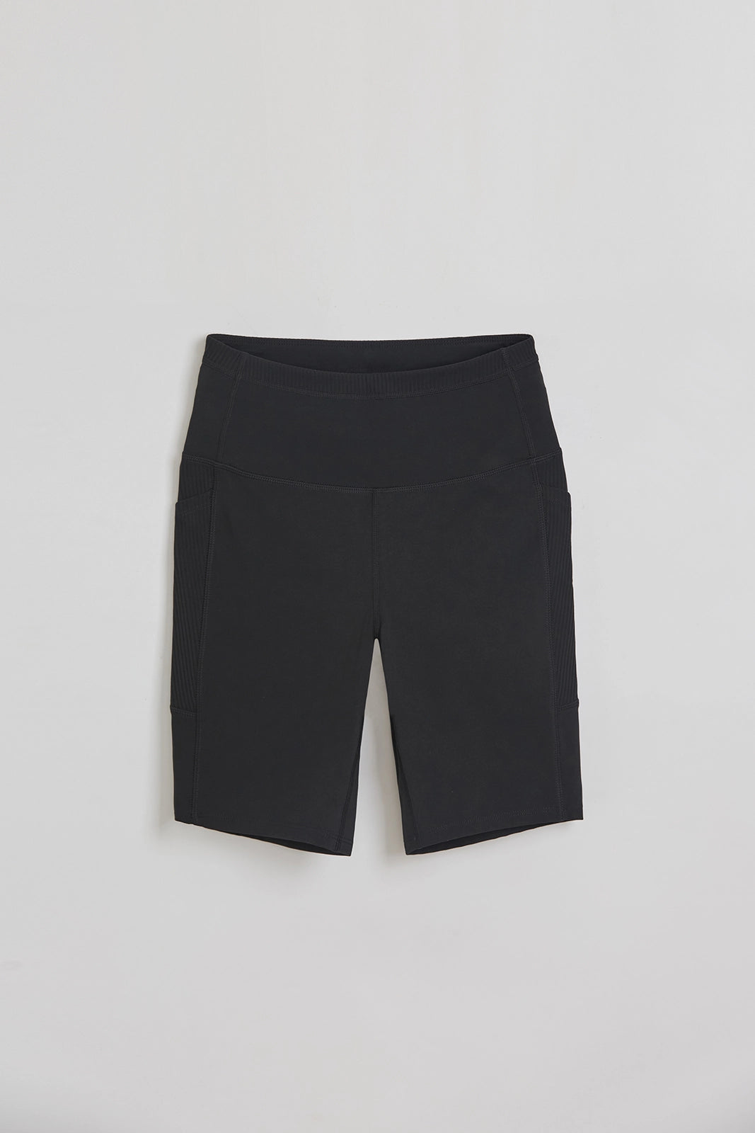 The Active Curved Seams Biker Short - Black