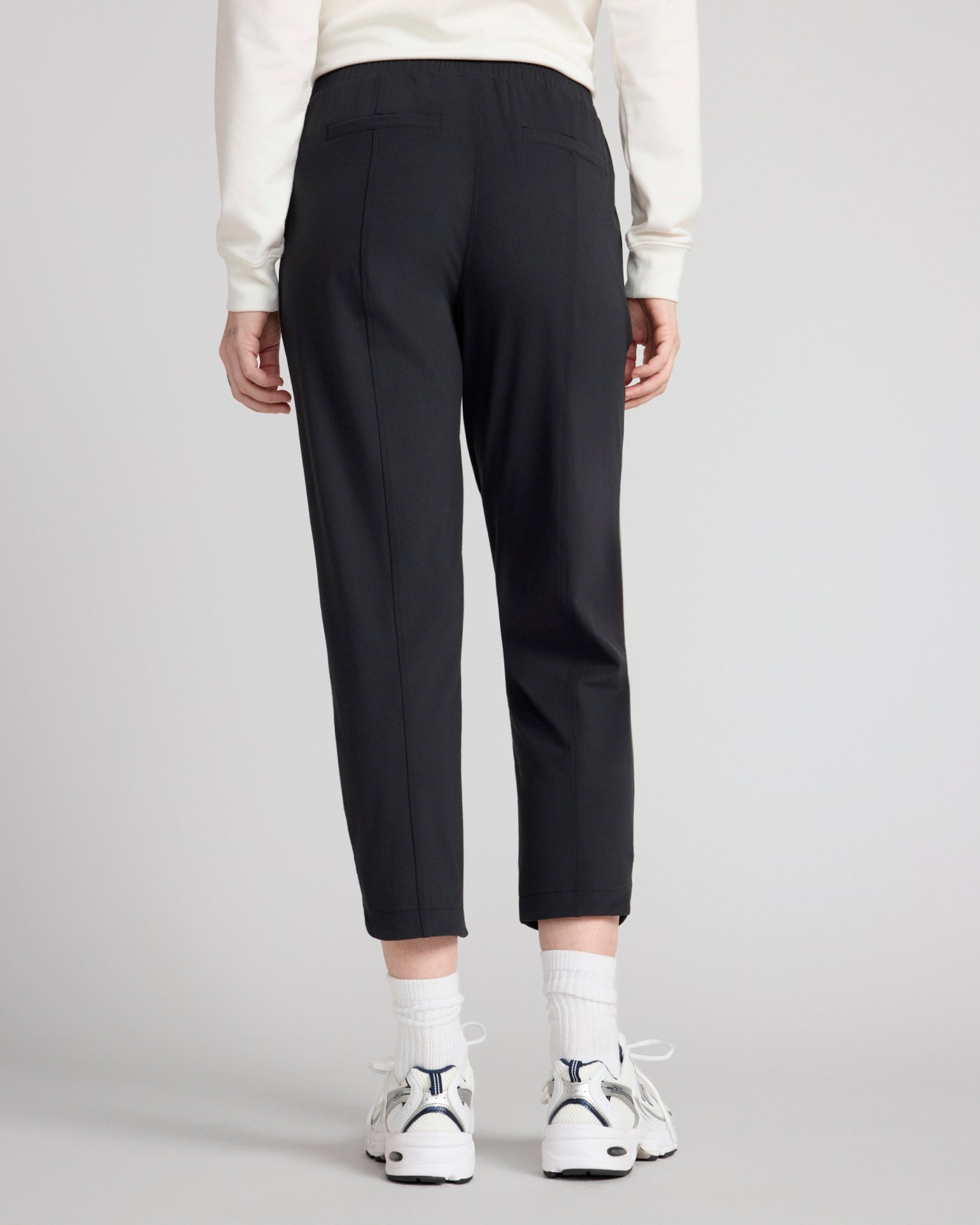 The Soft Stretch Weekend Pant - Black
