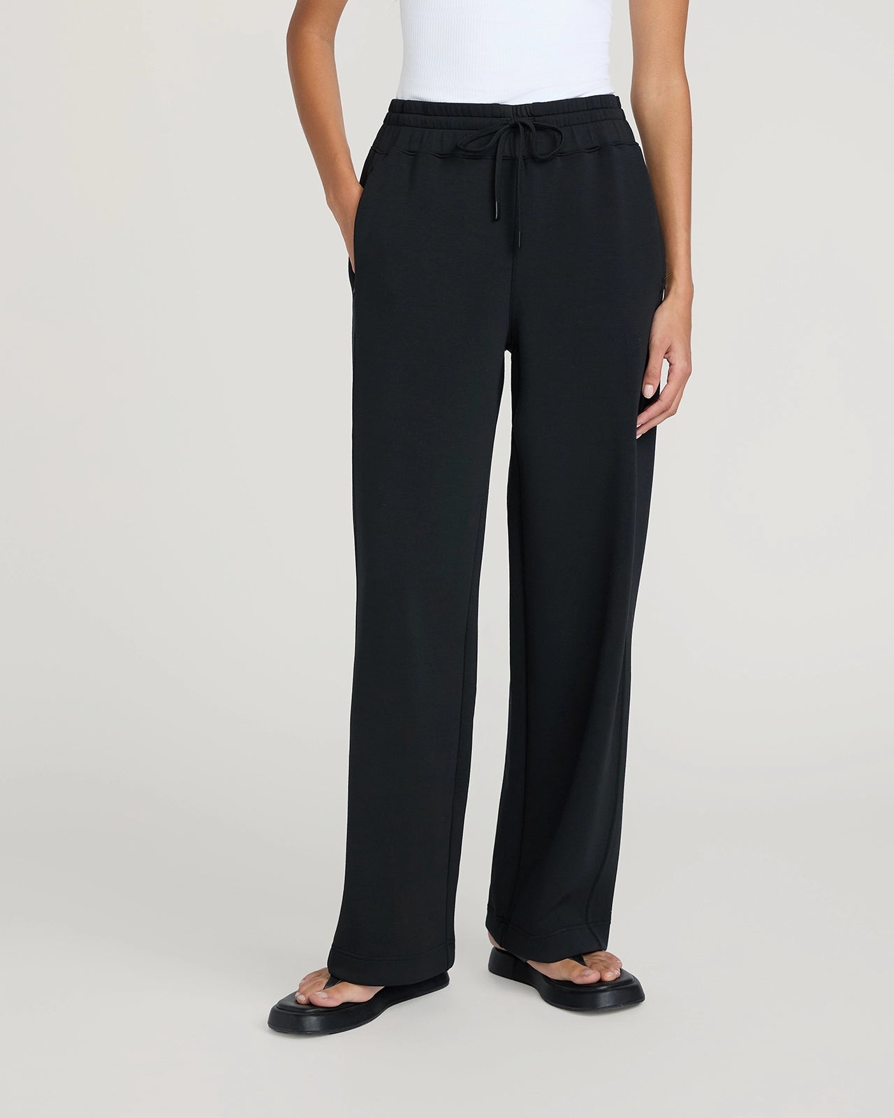 The Soft Luxe Tech Fleece Wide Leg Pant - Jet Black