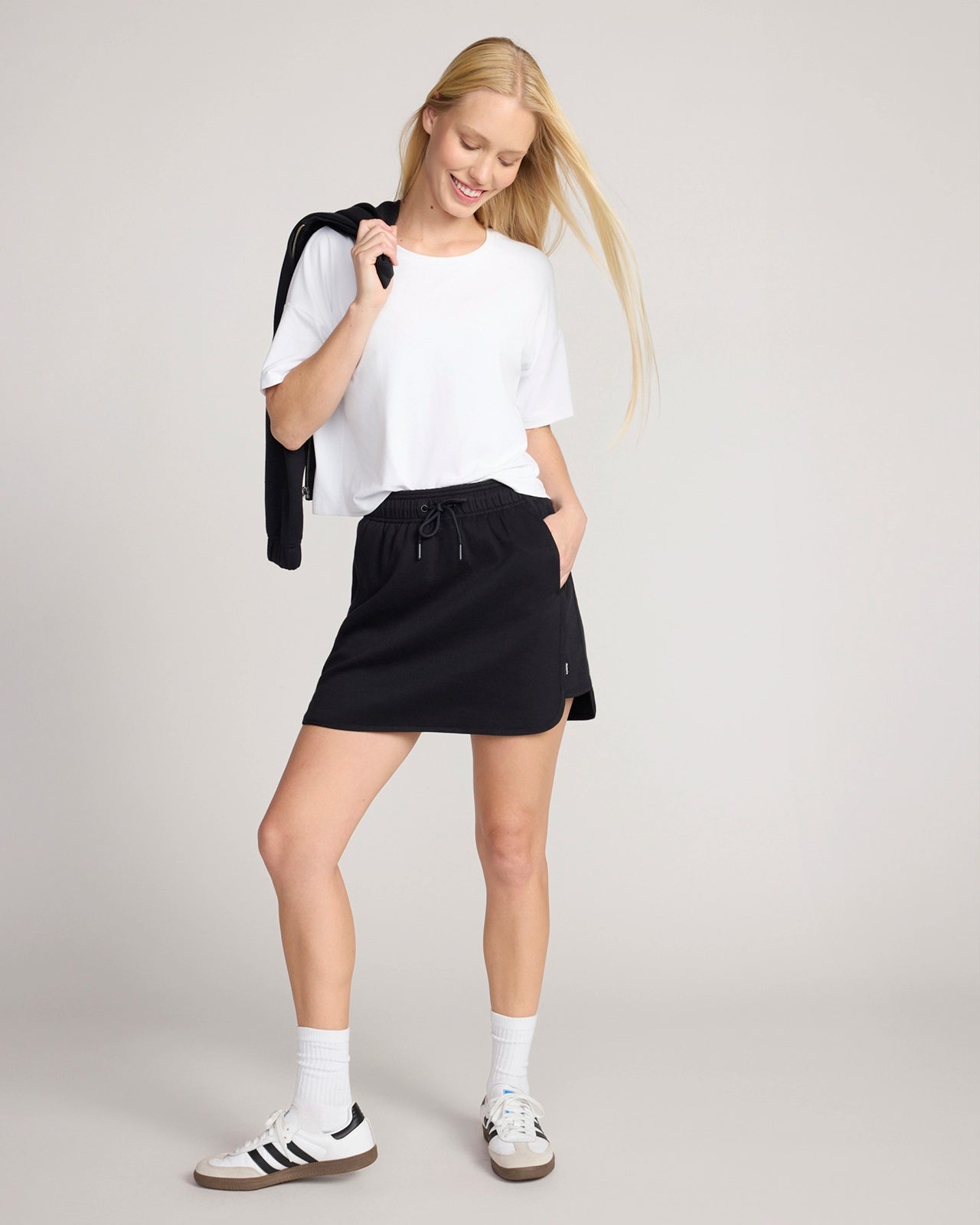 The Active Contrast Panel Pique Skort - Black