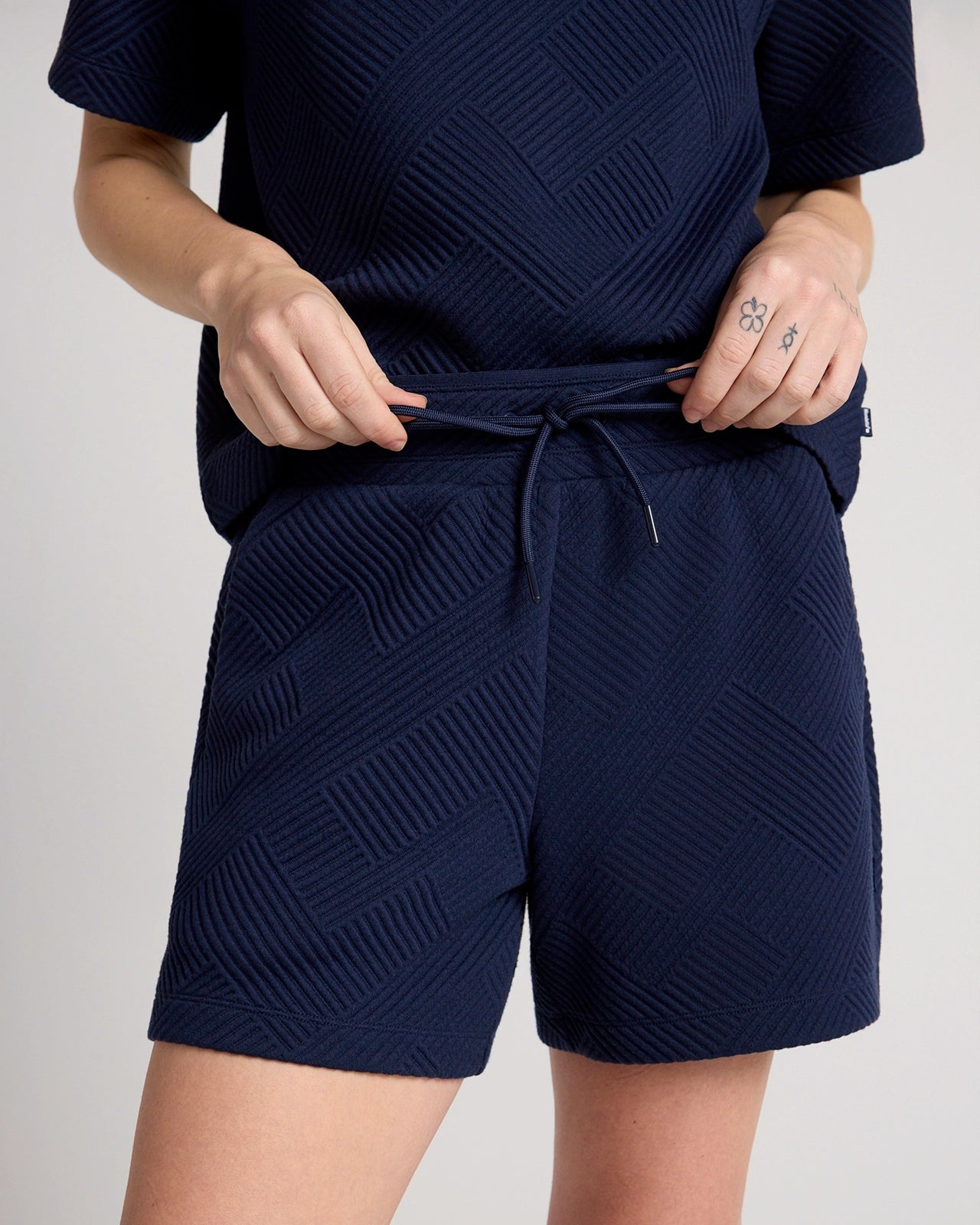 The Soft Stretch GRS Certified Recycled Poly Geo Jacquard Relaxed Short - Navy Blazer