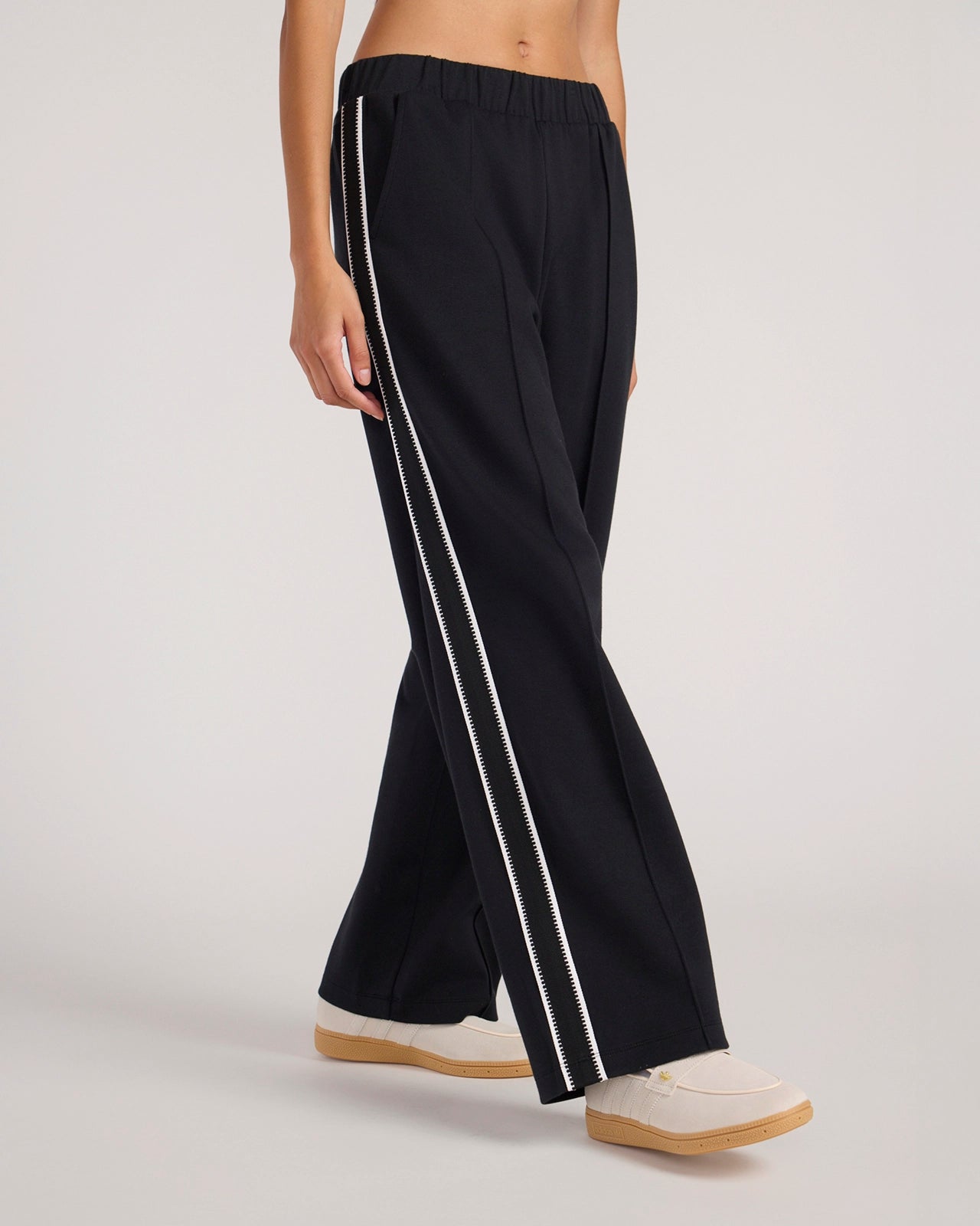 The Soft Luxe Organic Cotton Wide Leg Pant - Black