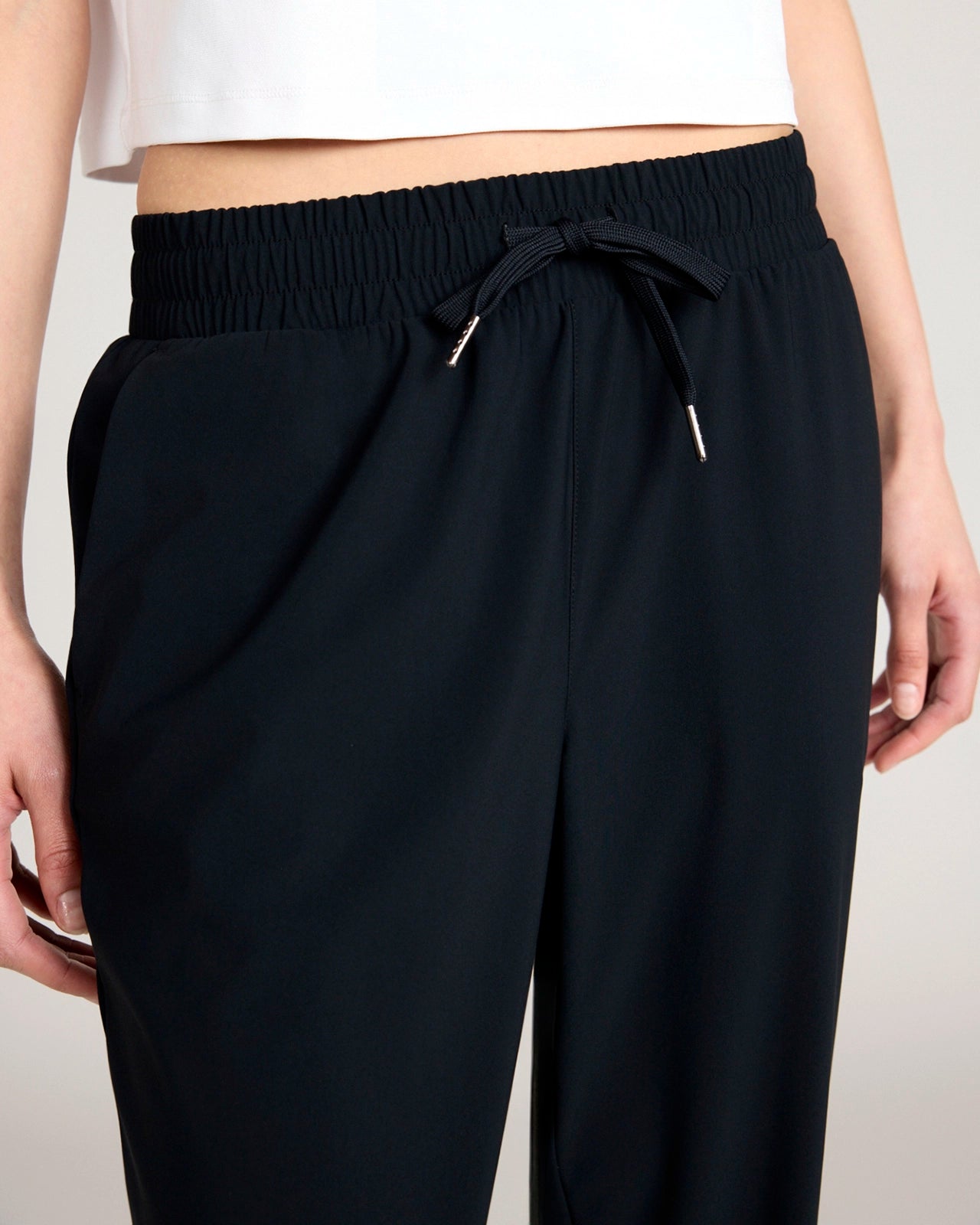 The Active Warp Knit Jogger - Black