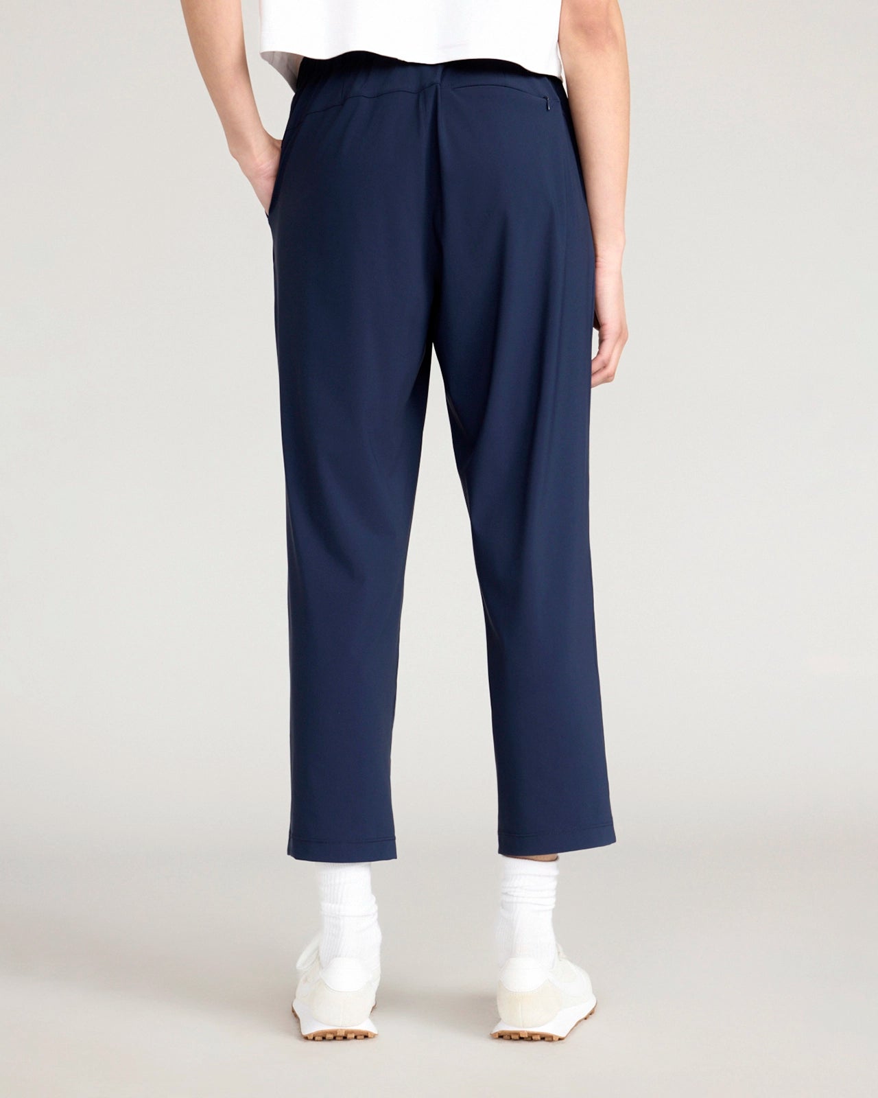 The Active Cropped Pant - Navy Blazer