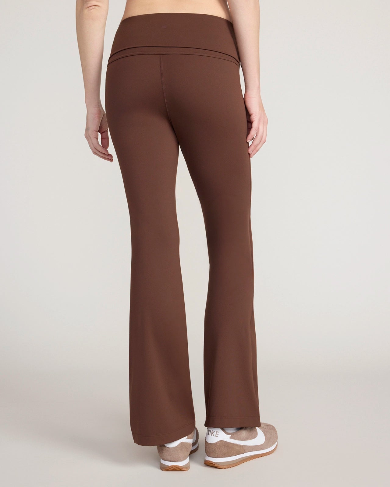 The Active Foldover Flare Legging - Shaved Chocolate