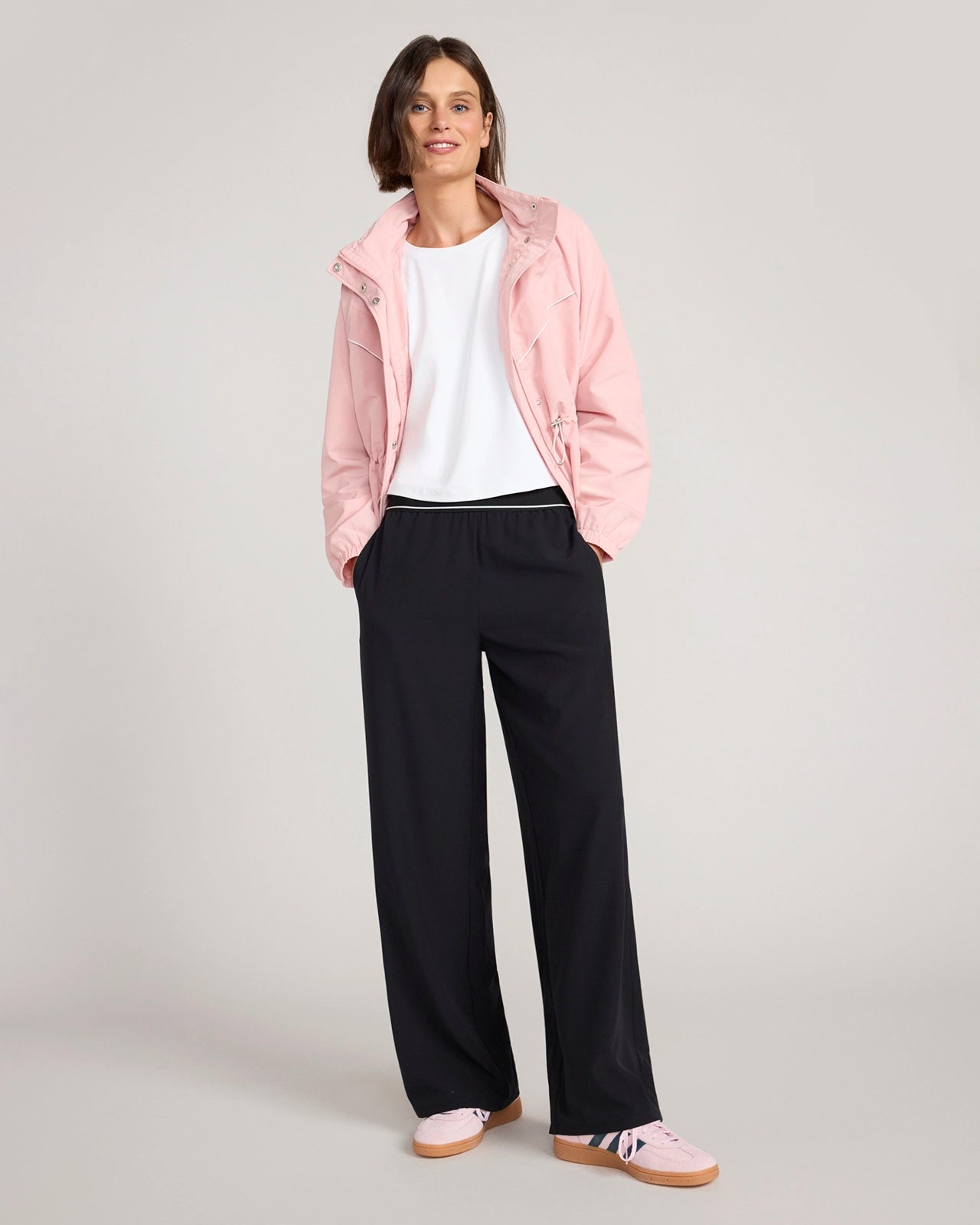 The Soft Stretch Wide Leg Cargo Pant - Black