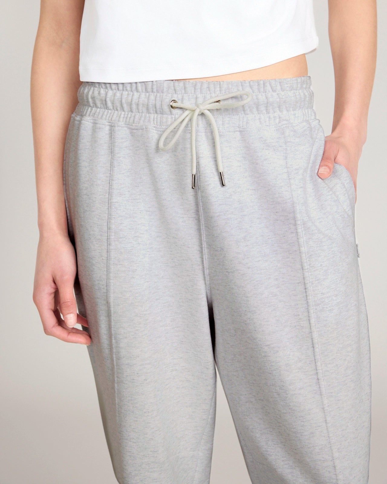 The Soft Luxe Barrel Leg Sweat Pant - Heather Grey