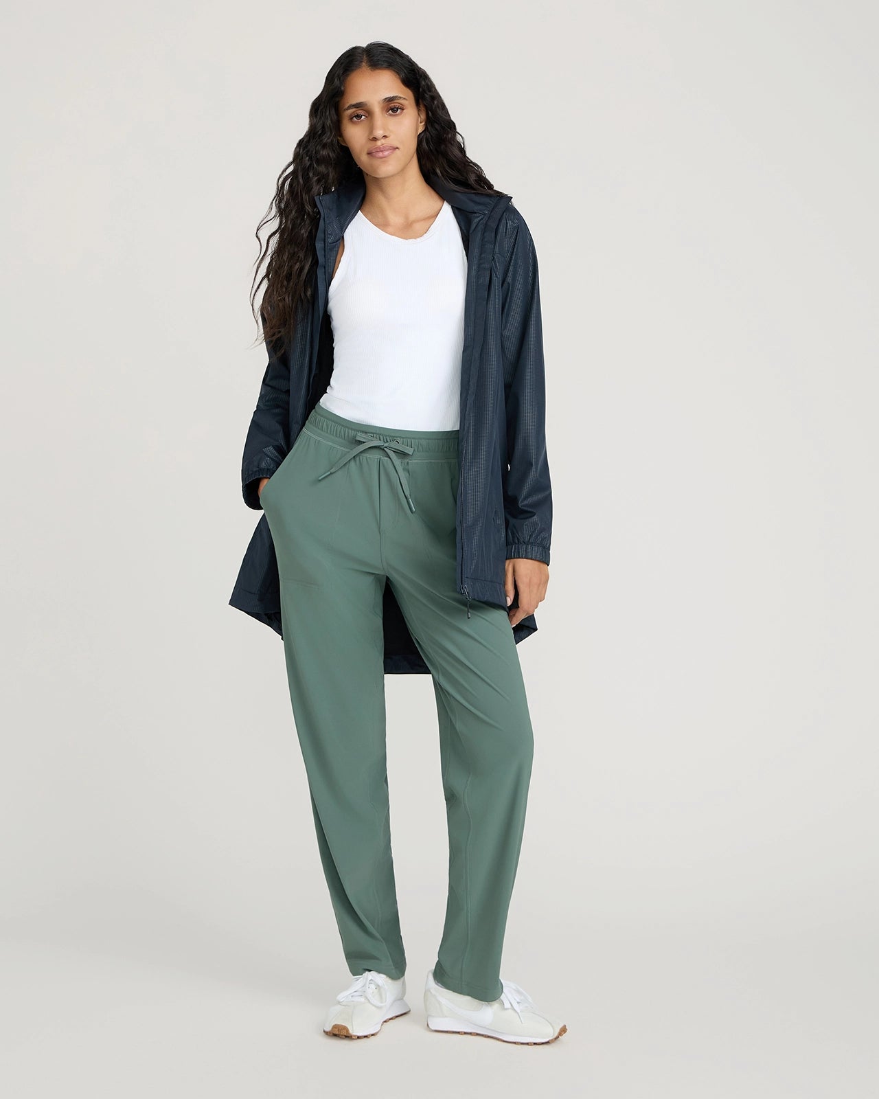 The Soft Stretch Warp Knit Cargo Pant - Green