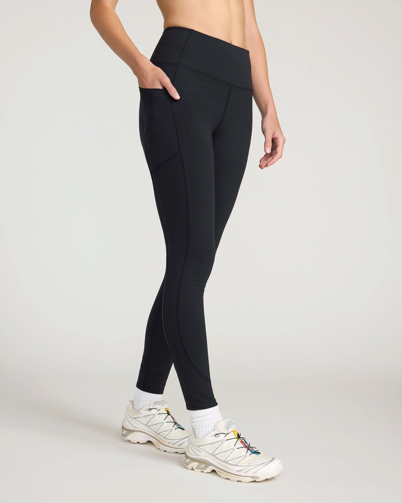 The Active Side Pocket Legging - Jet Black