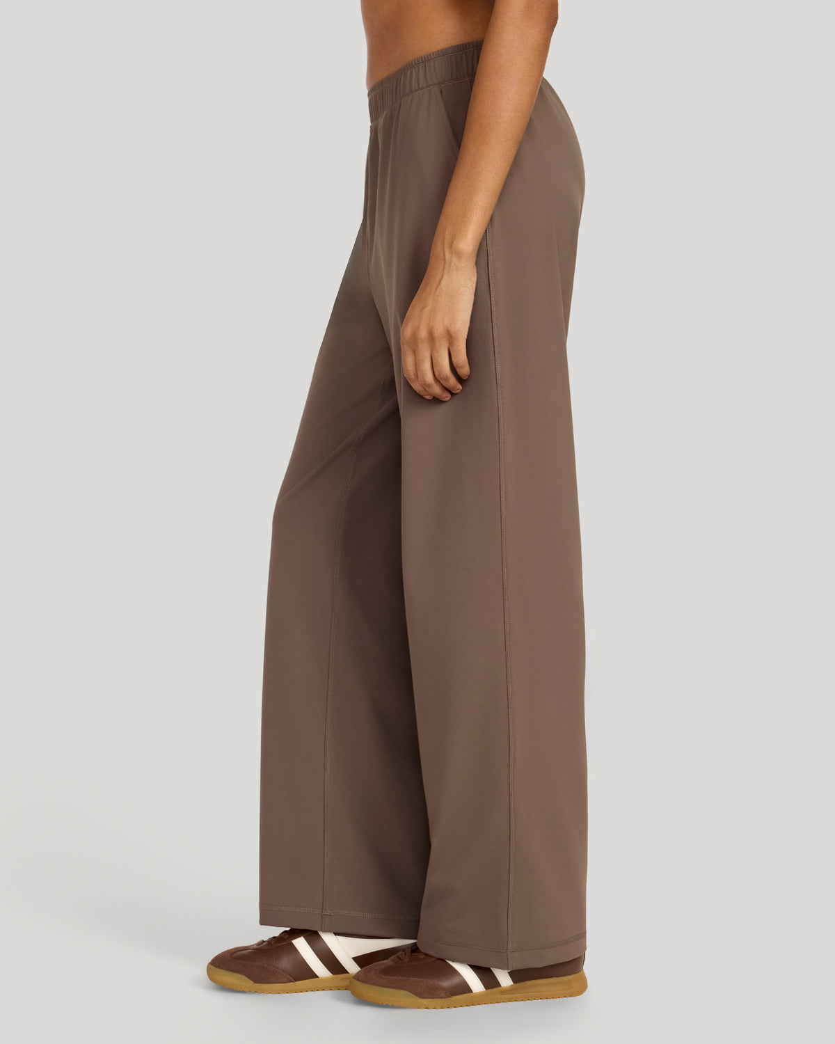 The Active Ultra Soft Stretch Wide Leg Pant - Morel Taupe