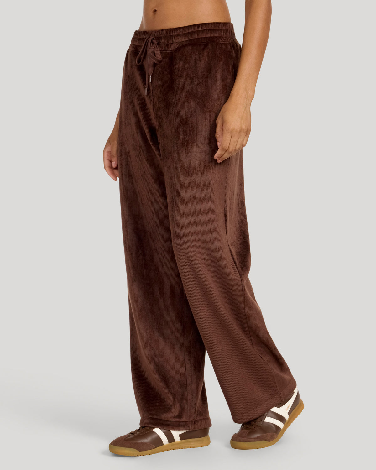 The Soft Luxe Velour Rib Wide-Leg Pant - Chicory Coffee