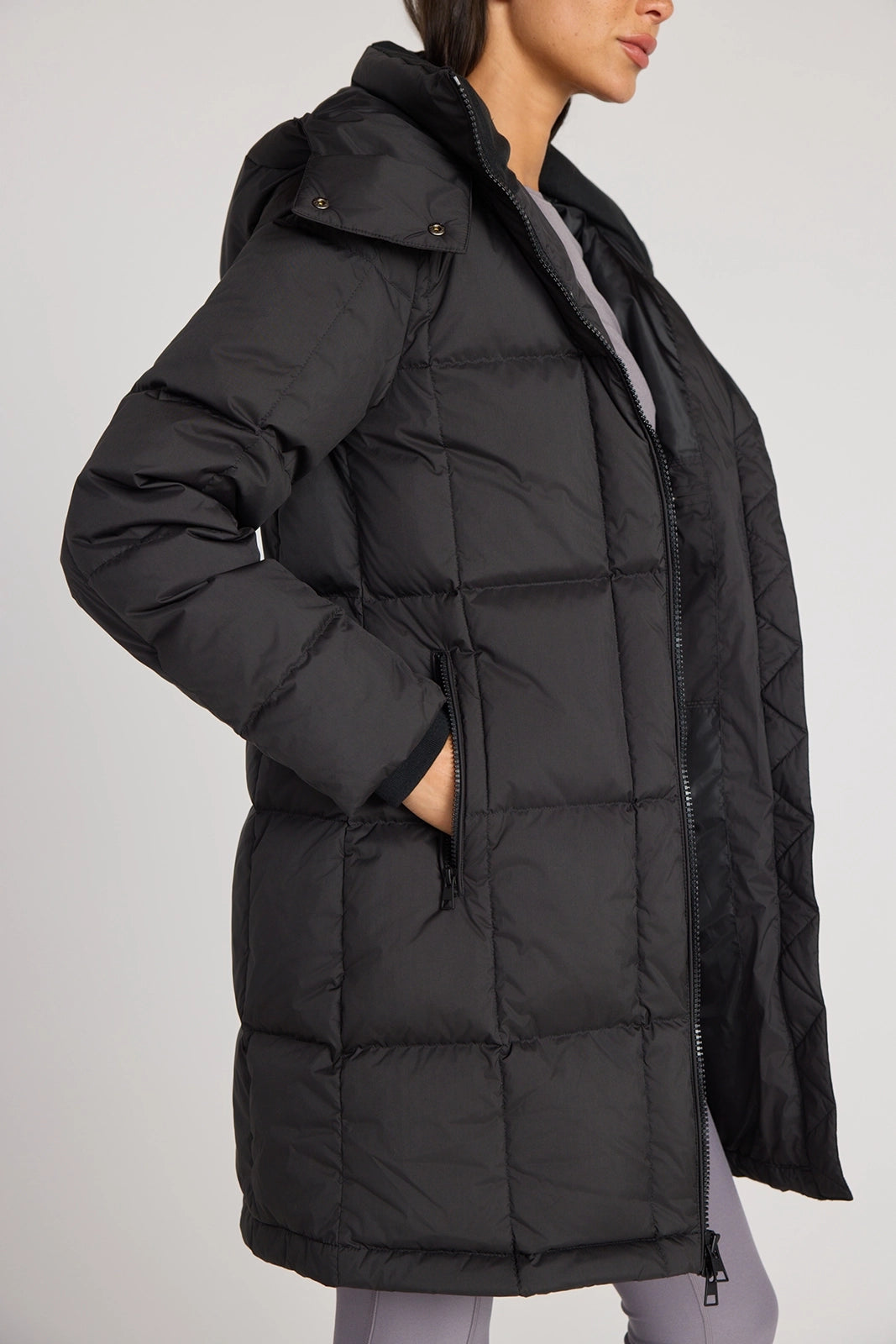 The RDS 700 Fill Power GRS Certified Recycled Poly Square-Quilted  Parka - Black