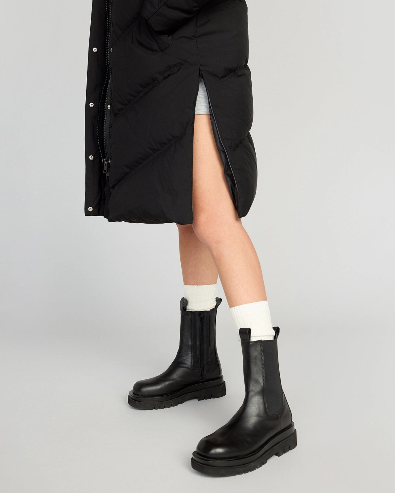 The RDS 700 Fill Power GRS Certified Recycled Poly Chevron-Quilted Parka - Black