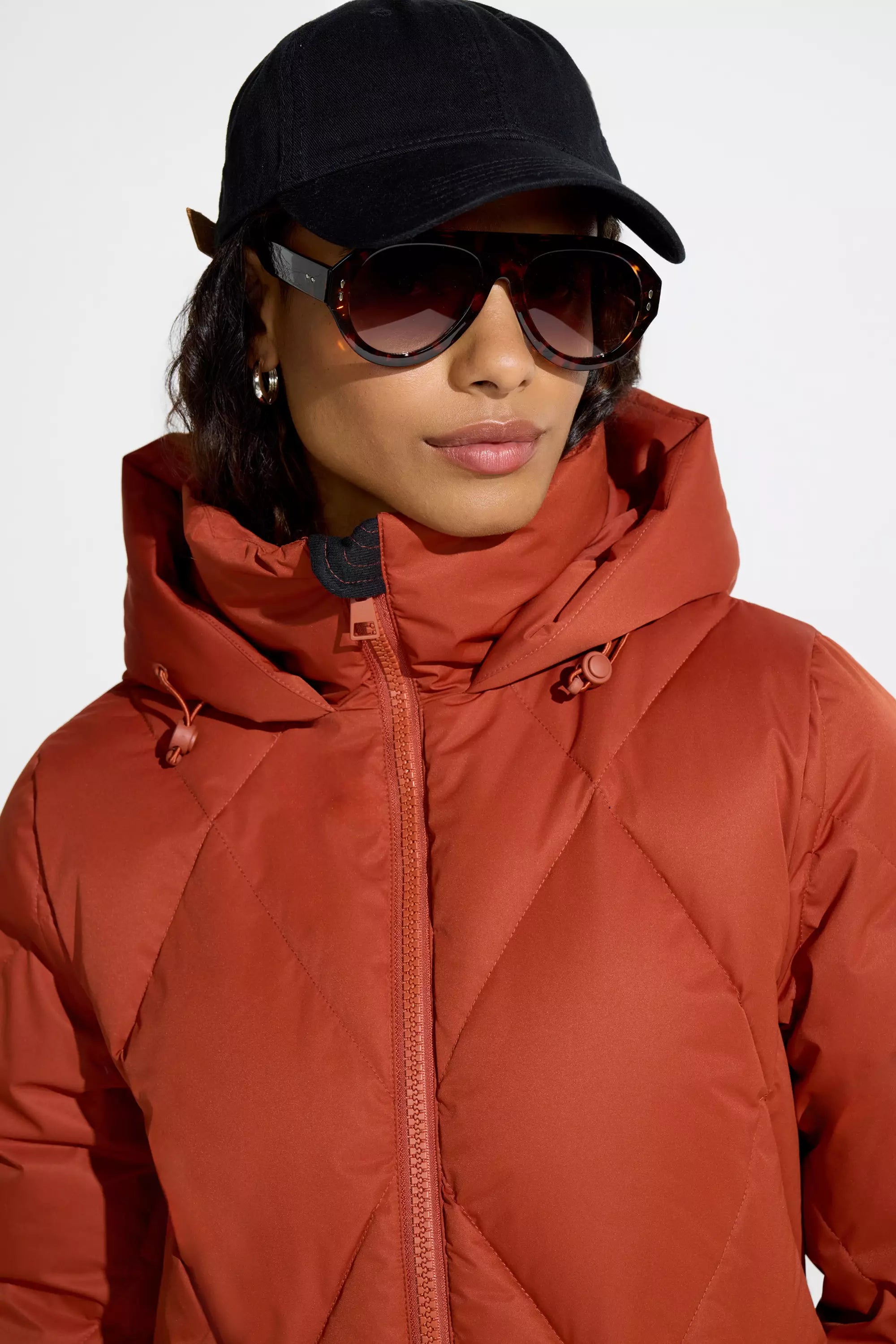 Women’s Diamond Quilt Long Down Parka - Red