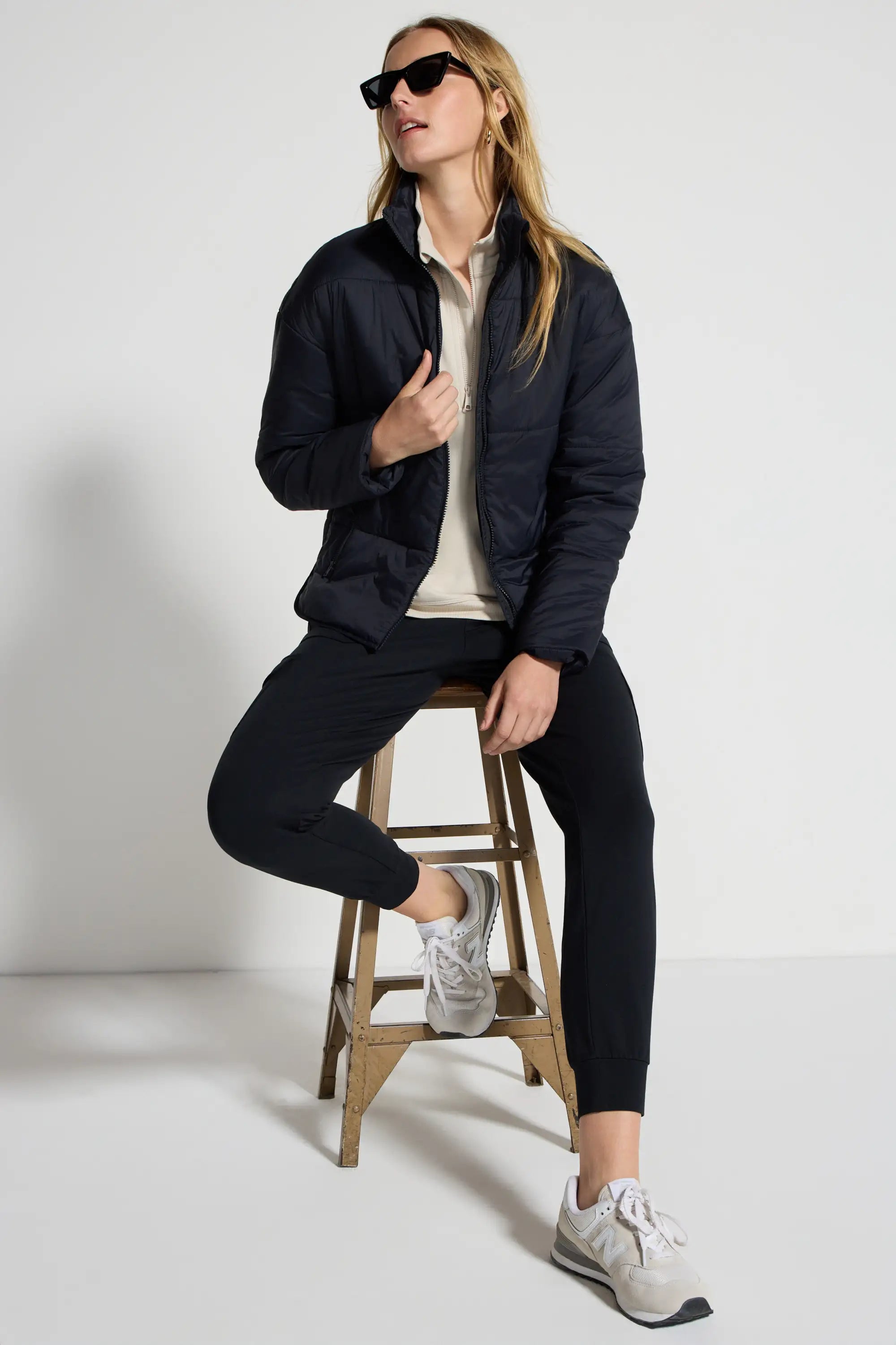 Women's Lightweight Insulated Jacket - Black