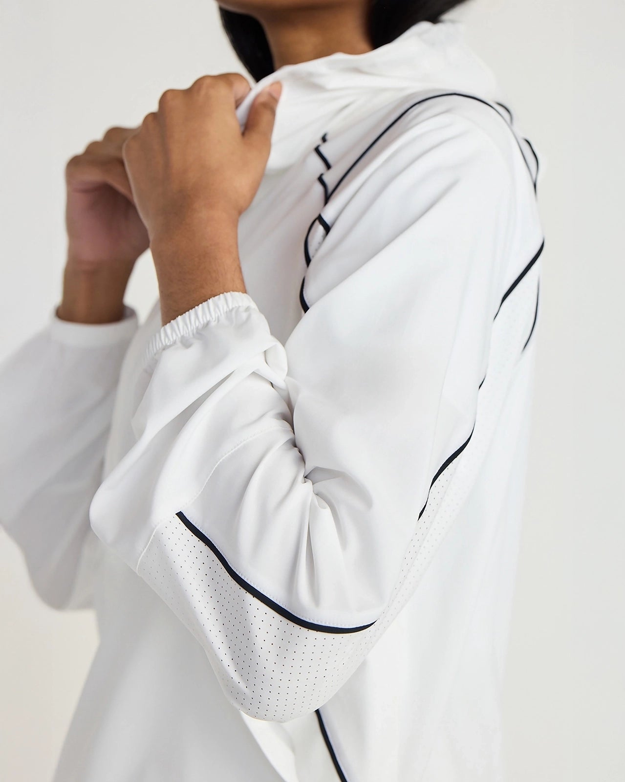 The Lightweight GRS Certified Recycled Polyester Club Jacket - White/Black