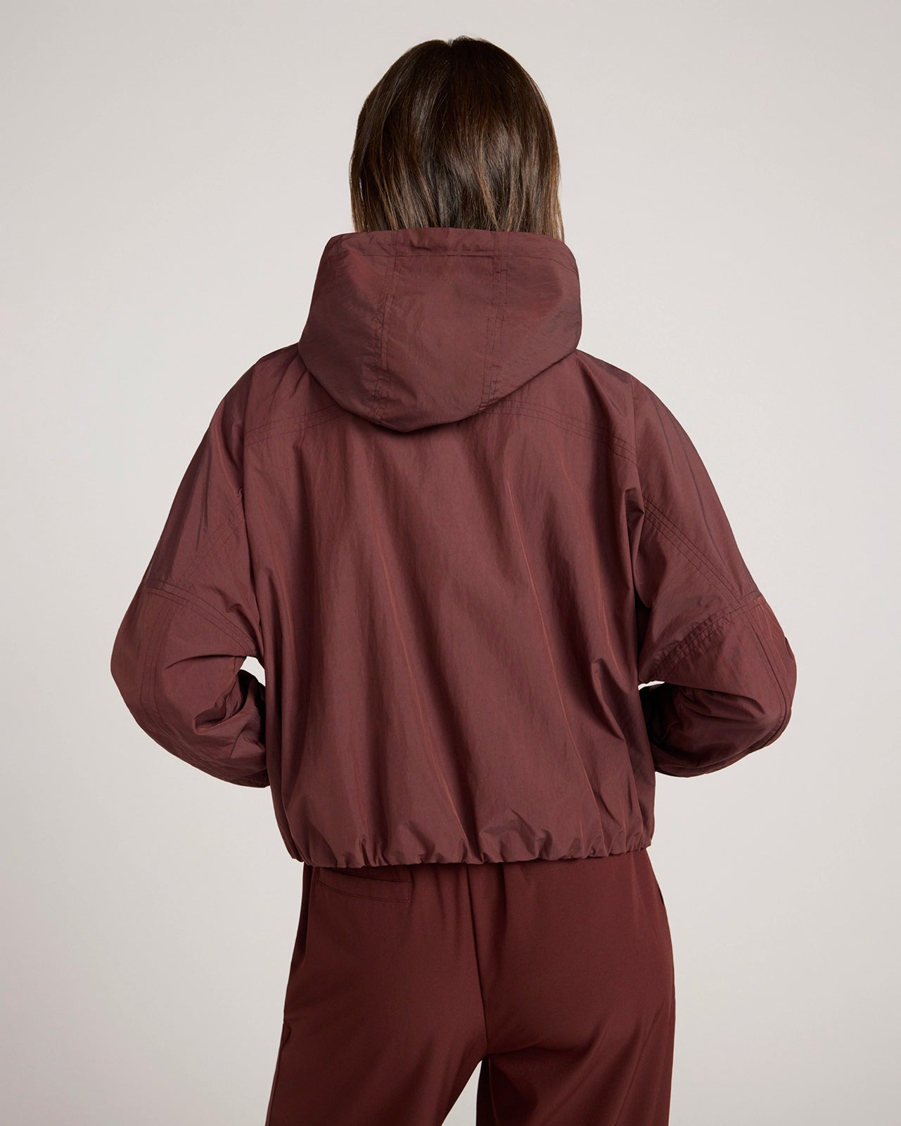 The Travel Fly Ball Cropped Crinkle Jacket - Bitter Chocolate