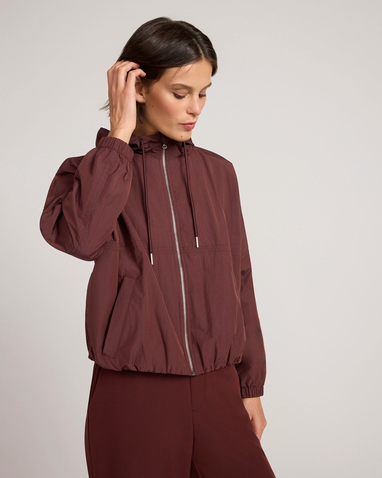The Travel Fly Ball Cropped Crinkle Jacket - Bitter Chocolate