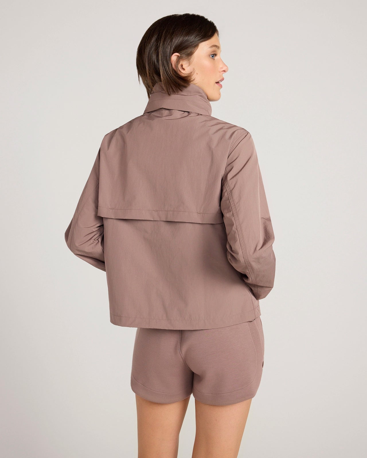 The Travel Outdoor Crinkle Jacket - Deep Taupe