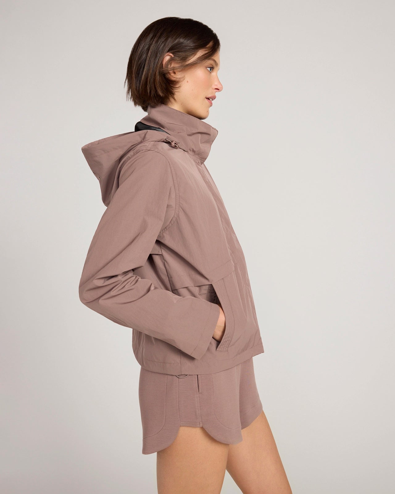 The Travel Outdoor Crinkle Jacket - Deep Taupe