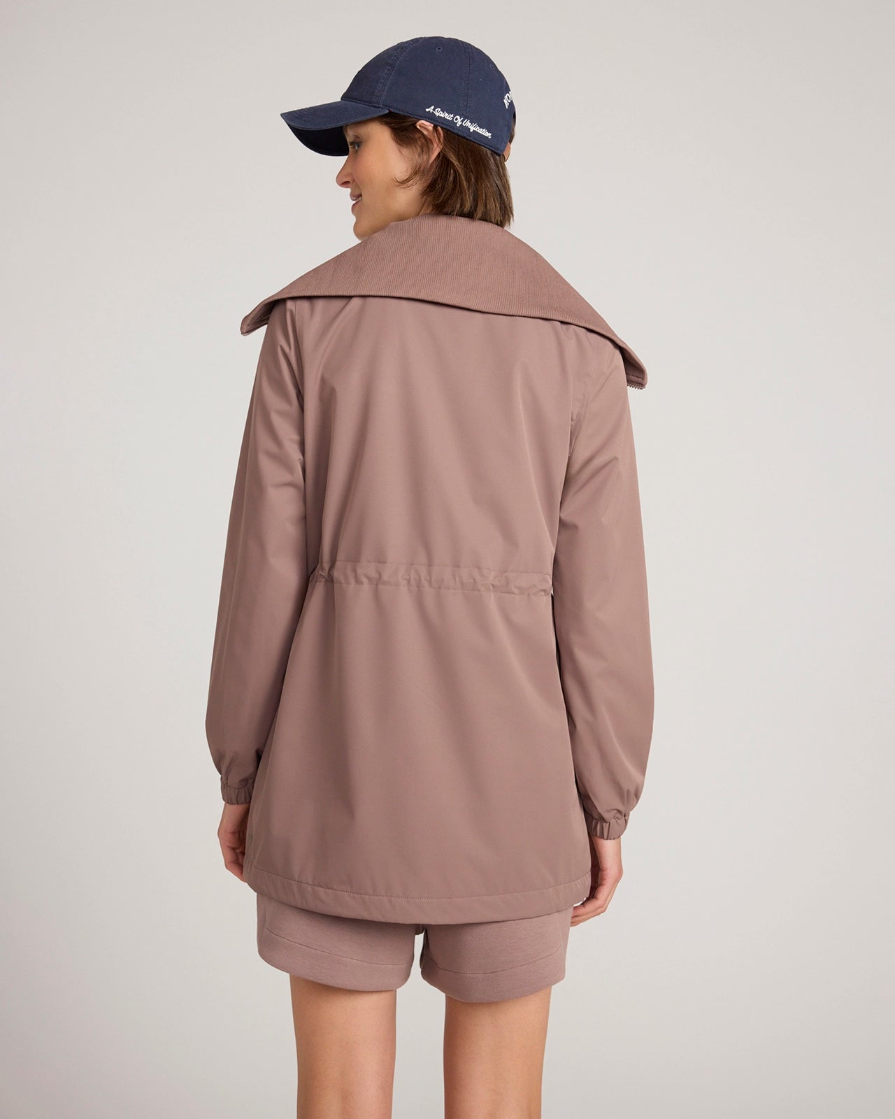 The Travel Mystical Rain Jacket - Deep Taupe