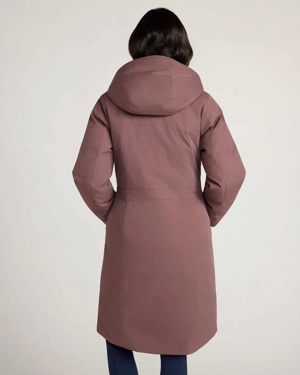The Travel Maxi Cleanline Parka - Peppercorn