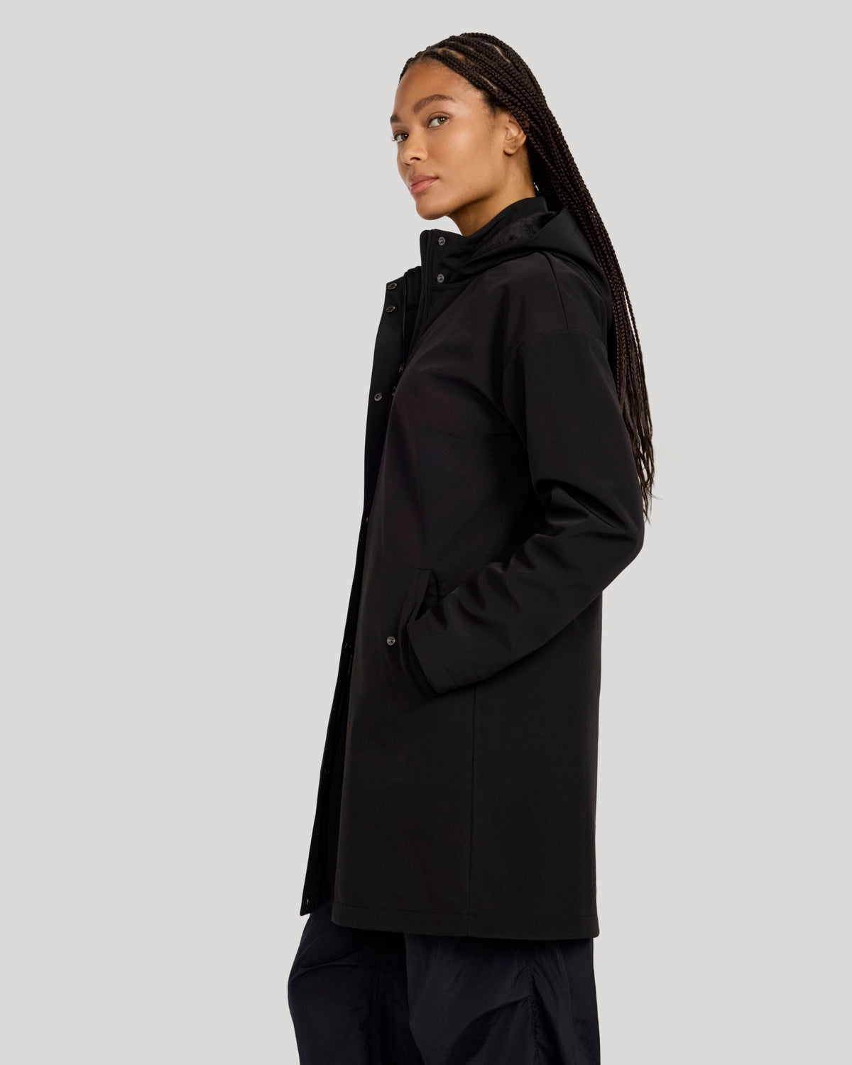 The Travel Long Softshell Jacket - Jet Black