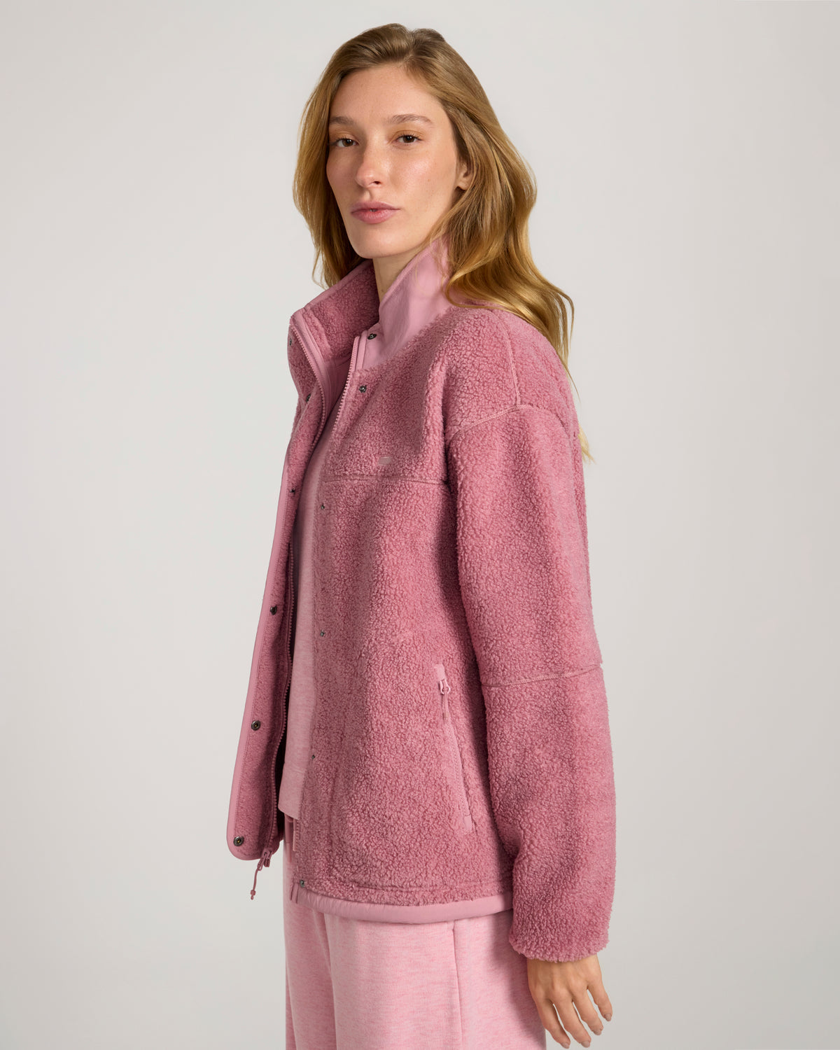 The Soft Luxe Snap Front Sherpa Jacket - Lilas Pink