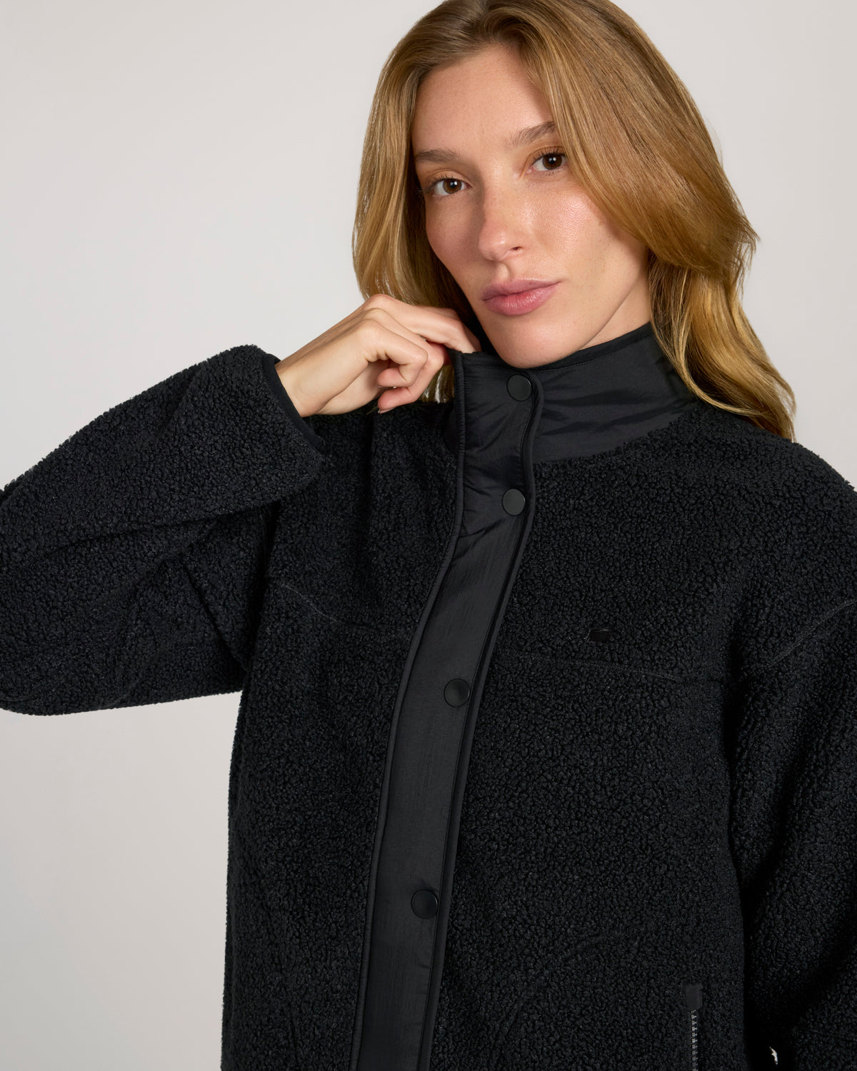 The Soft Luxe Snap Front Sherpa Jacket - Black Beauty