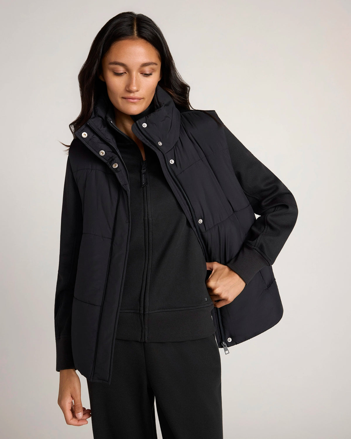 For general description, go to 'Main Product Description' region - The Travel Puffer Vest - Black