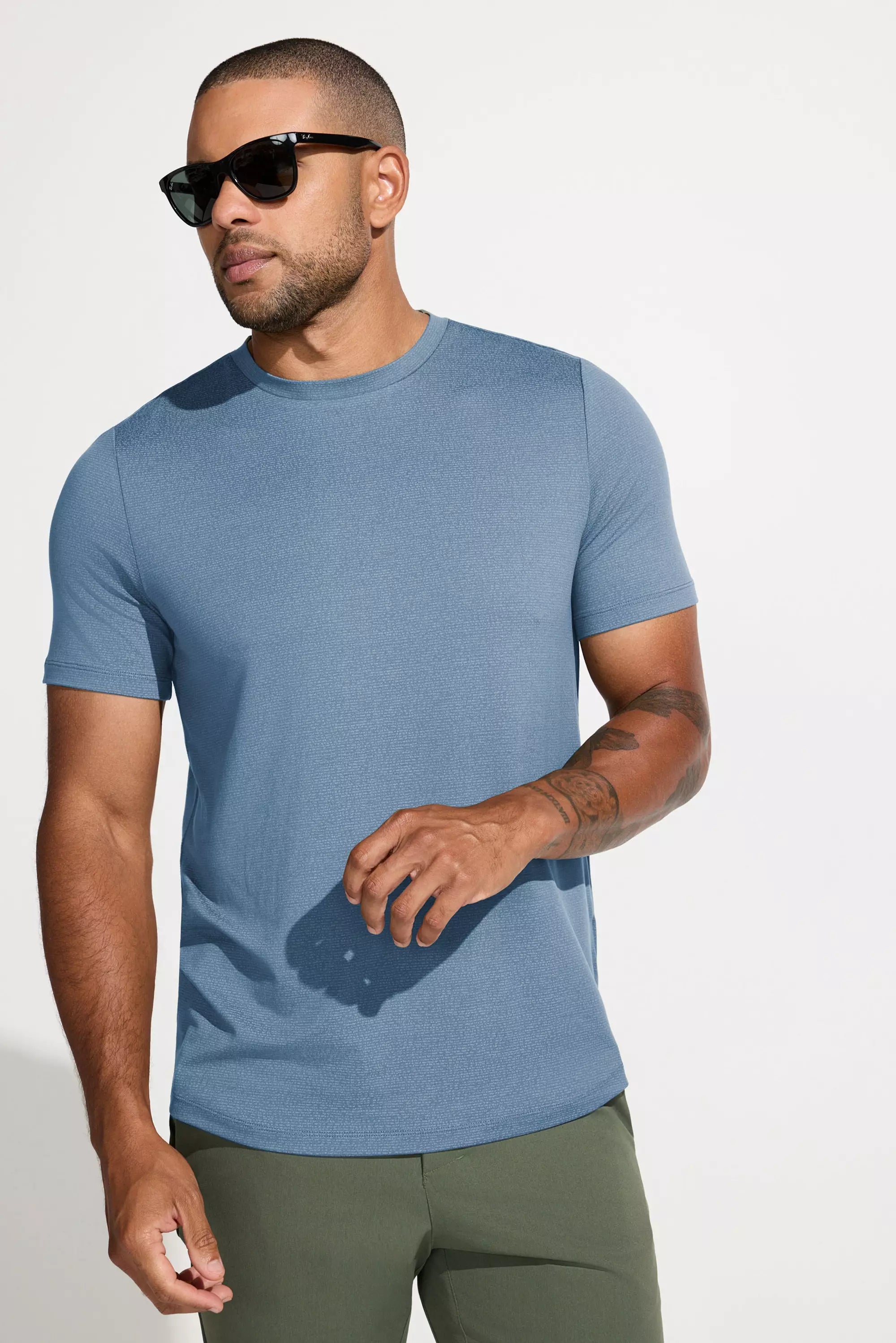 Men’s Elevate Tee - Light Blue