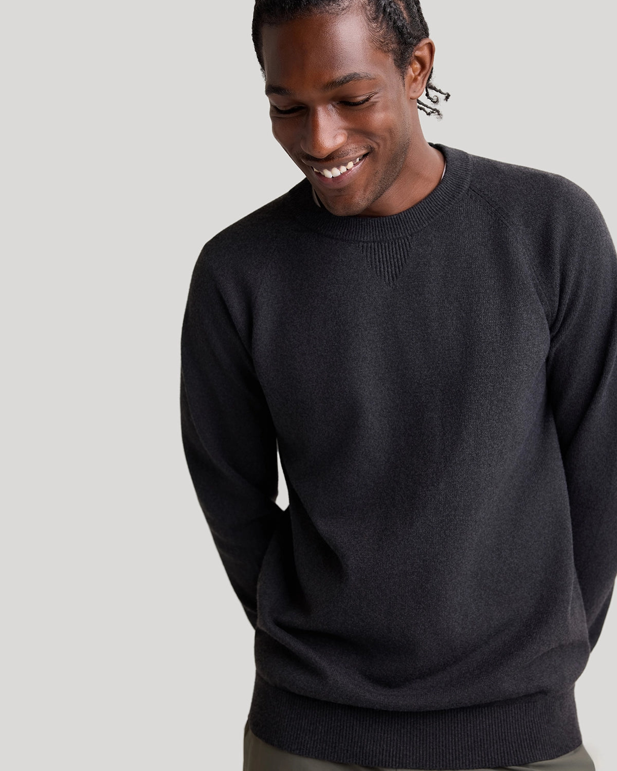 The Soft Luxe Tech Contrast Cuffs Crewneck Sweater - Black