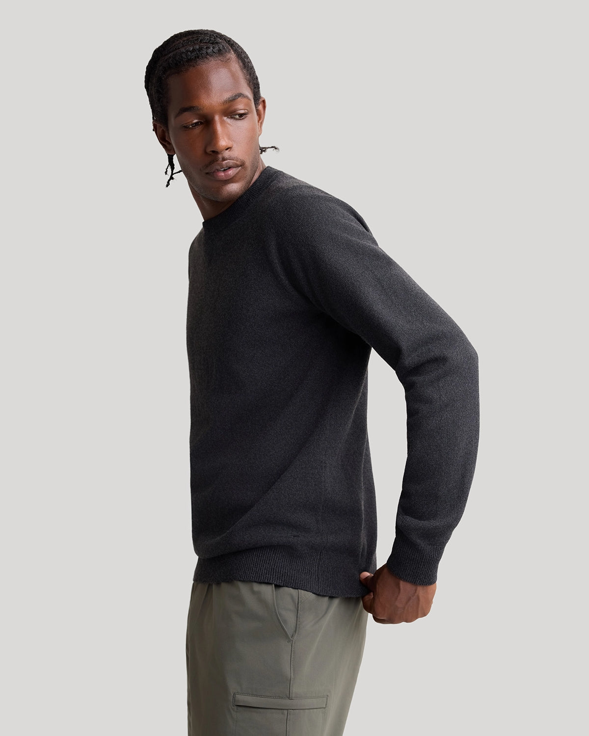 The Soft Luxe Tech Contrast Cuffs Crewneck Sweater - Black