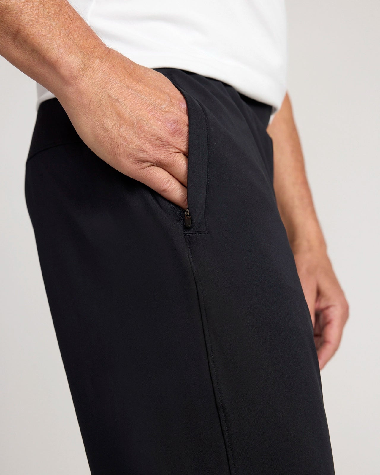 The Active GRS Certified Recycled Poly 29" Stretch Jogger - Black