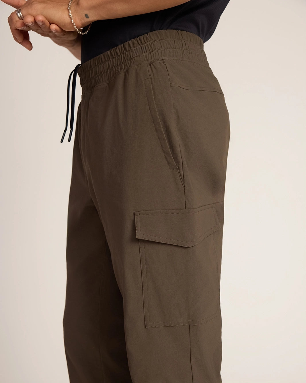 The Stretch GRS Certified Recycled Nylon Cargo Pant - Olive
