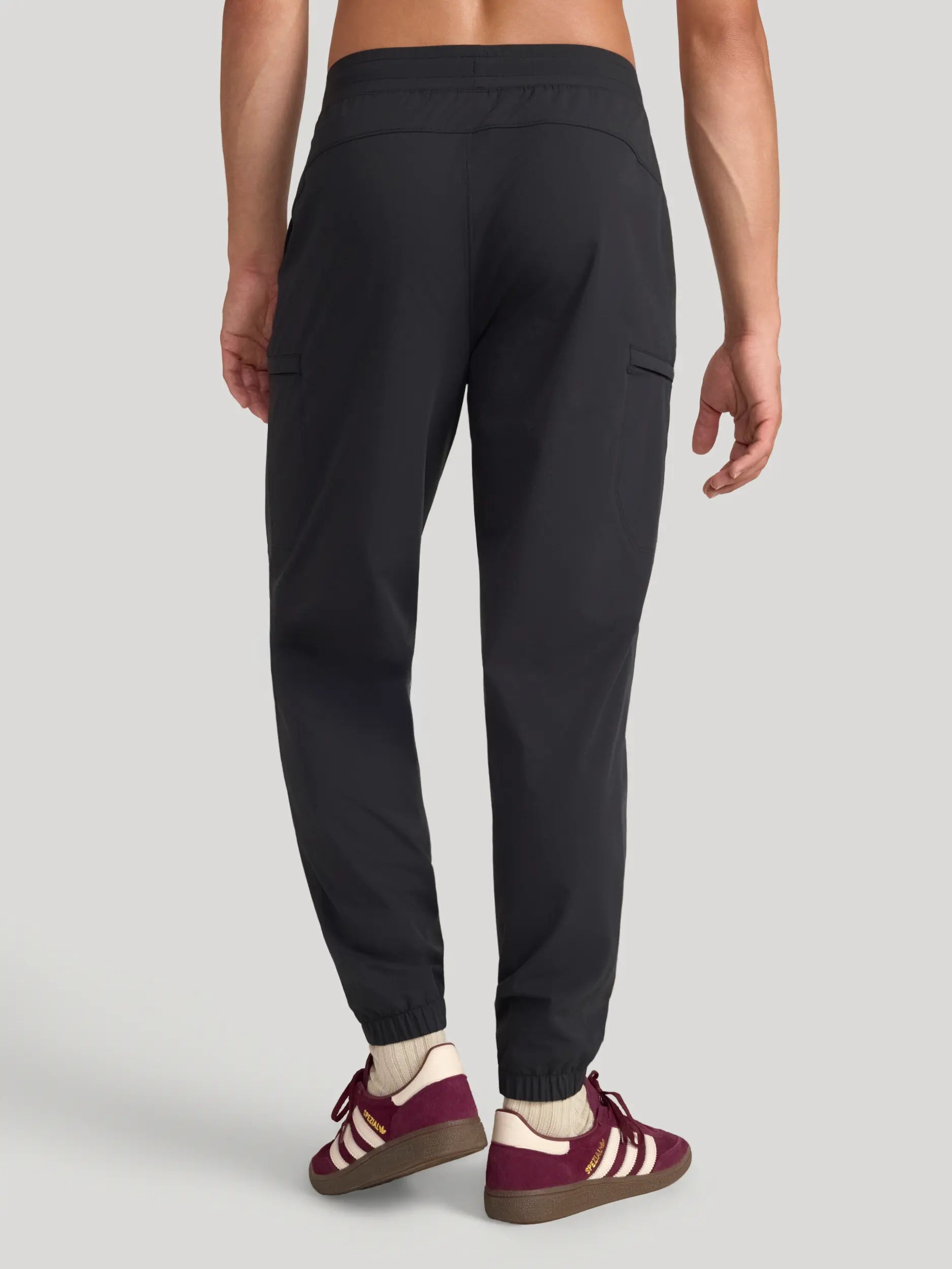 The Active Flex Woven Jogger - Black