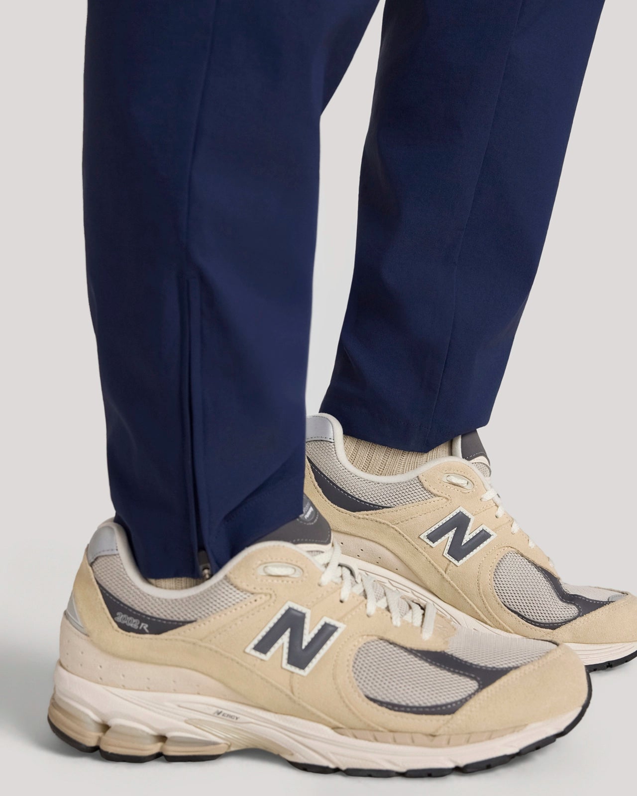 The Active Outlier Cargo Jogger - Navy Blue