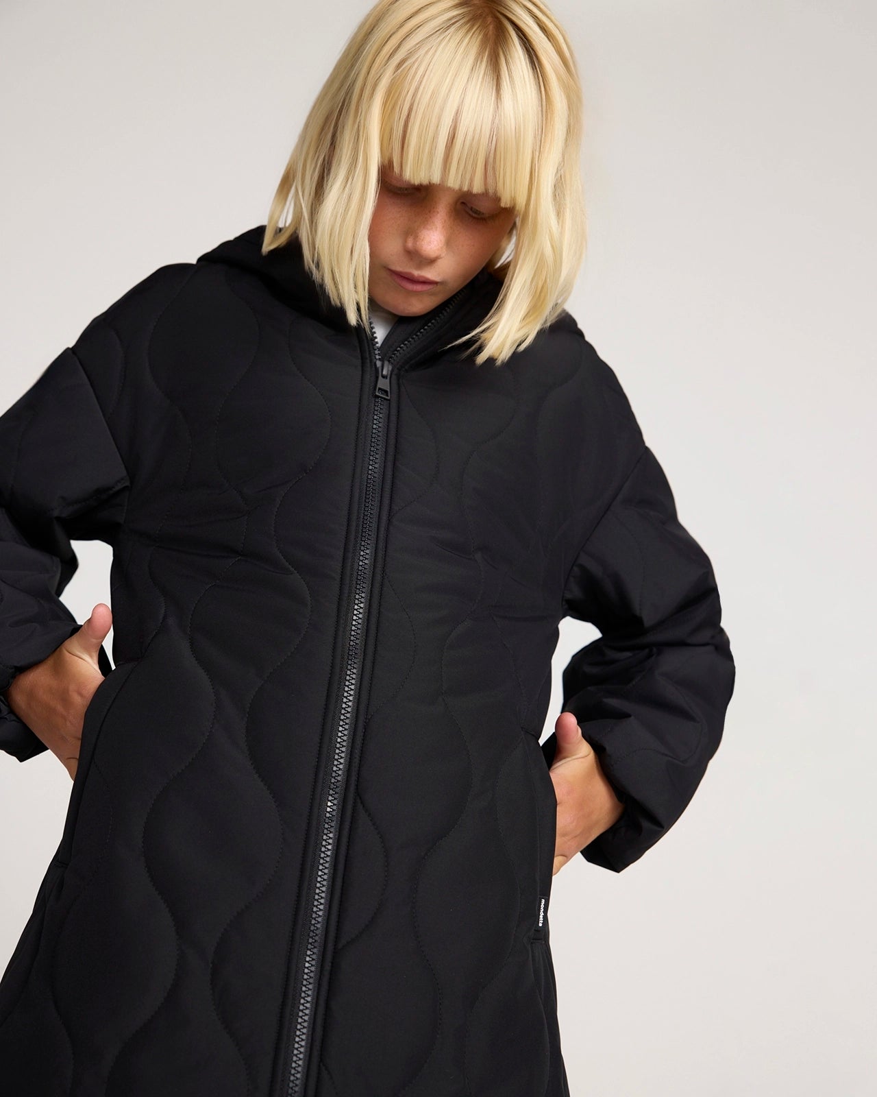 The Girls' Sorona™ Fill GRS Certified Recycled Polyester Longline Quilted Jacket - Black