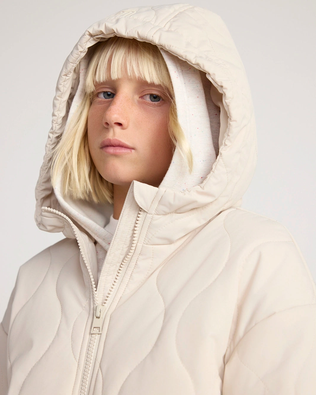 The Girls' Sorona™ Fill GRS Certified Recycled Polyester Longline Quilted Jacket - Beige