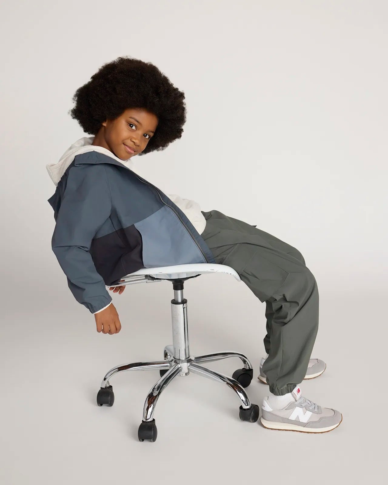 Unisex Kid’s Color Block Rain Jacket - Black/Grey